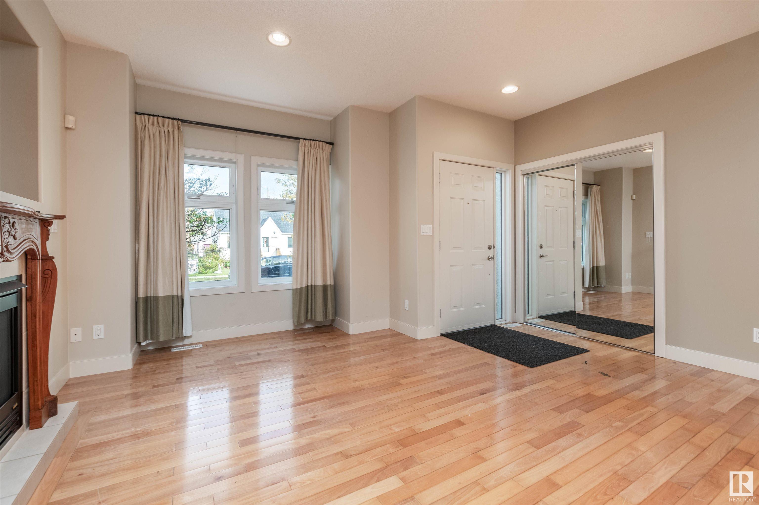      10651 68 ave 6711 107 St AV NW , Edmonton,  ,T6H 2B3 ;  Listing Number: MLS E4419702