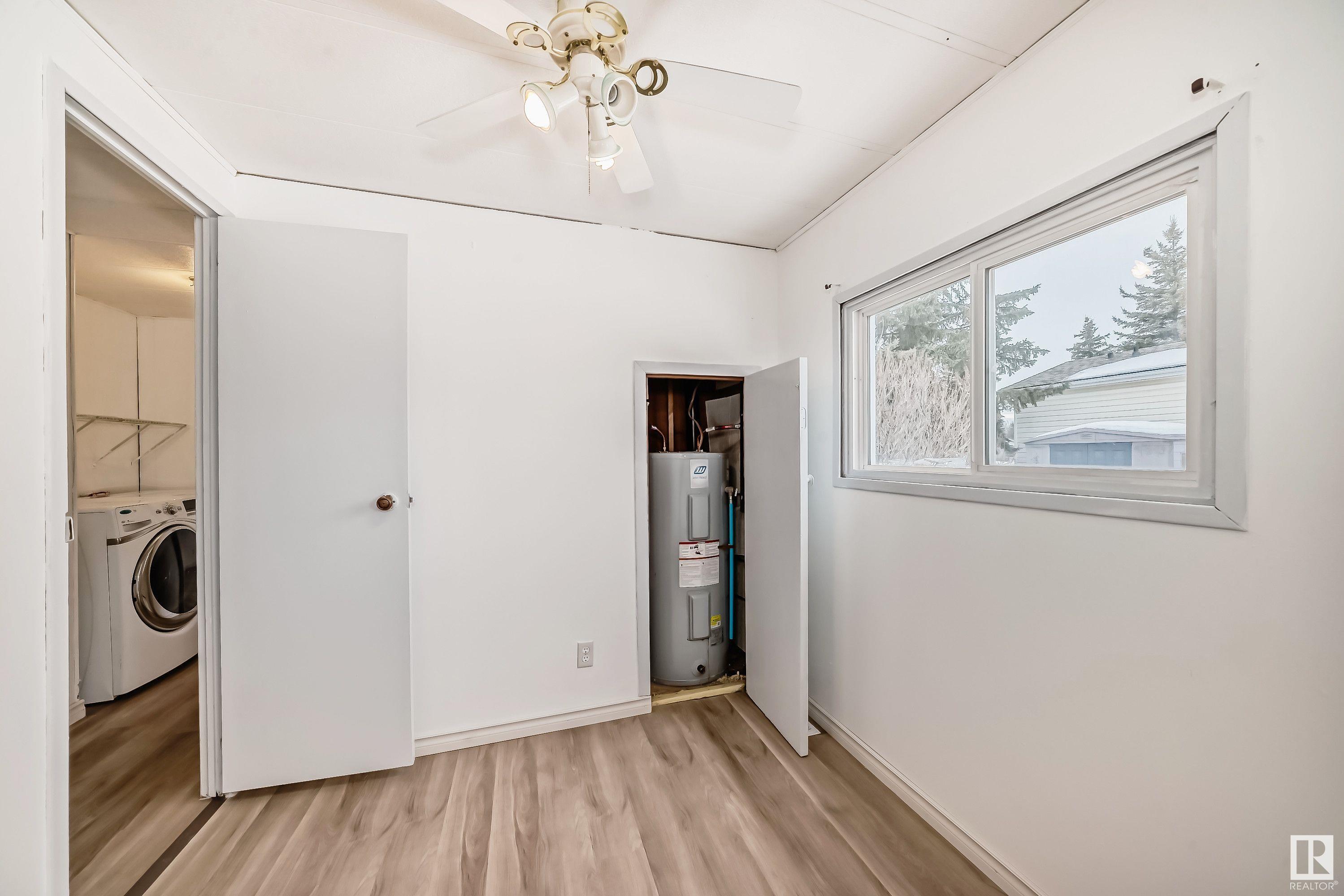      35 Rim RD NW , Edmonton,  ,T6P 1C4 ;  Listing Number: MLS E4419704