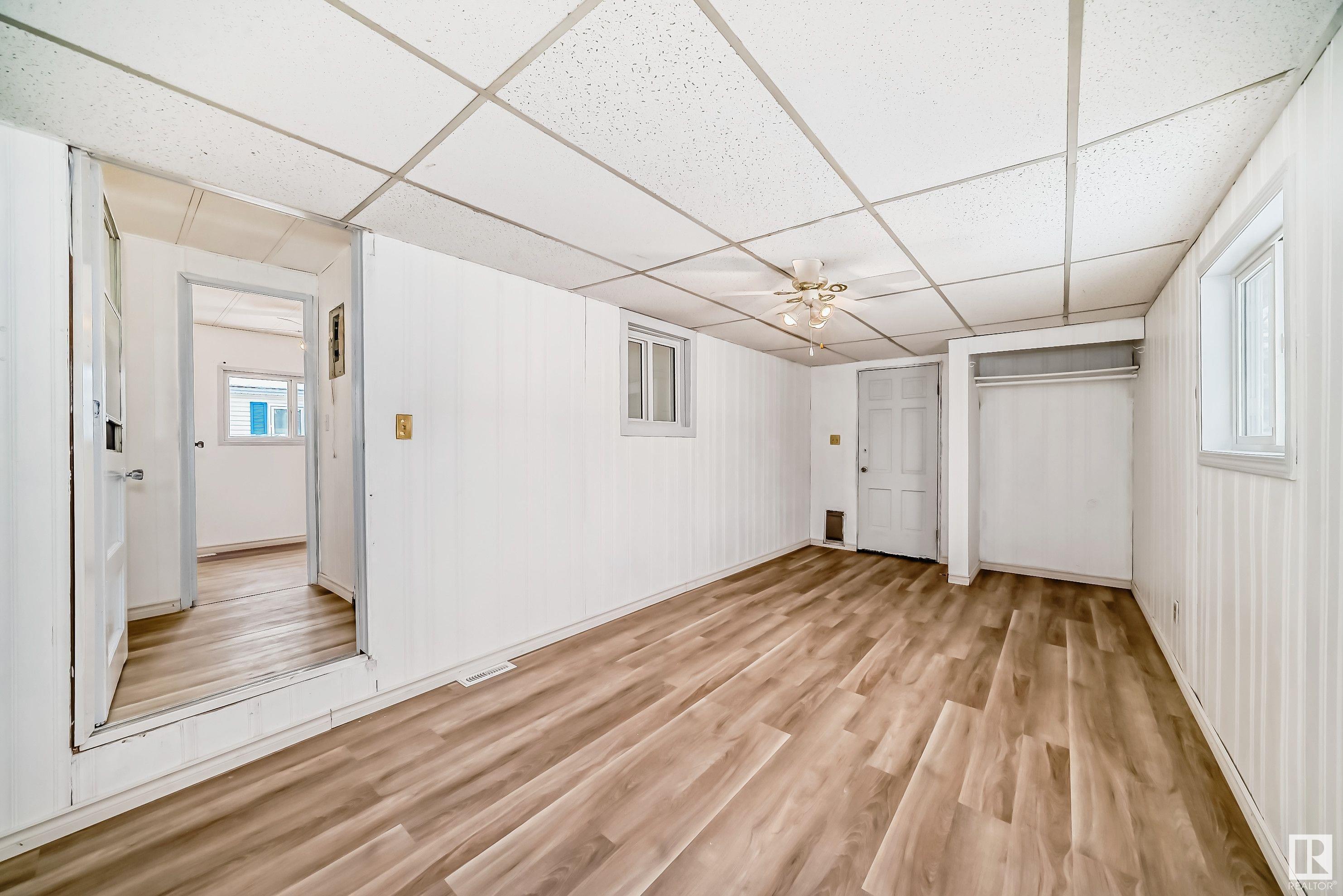      35 Rim RD NW , Edmonton,  ,T6P 1C4 ;  Listing Number: MLS E4419704
