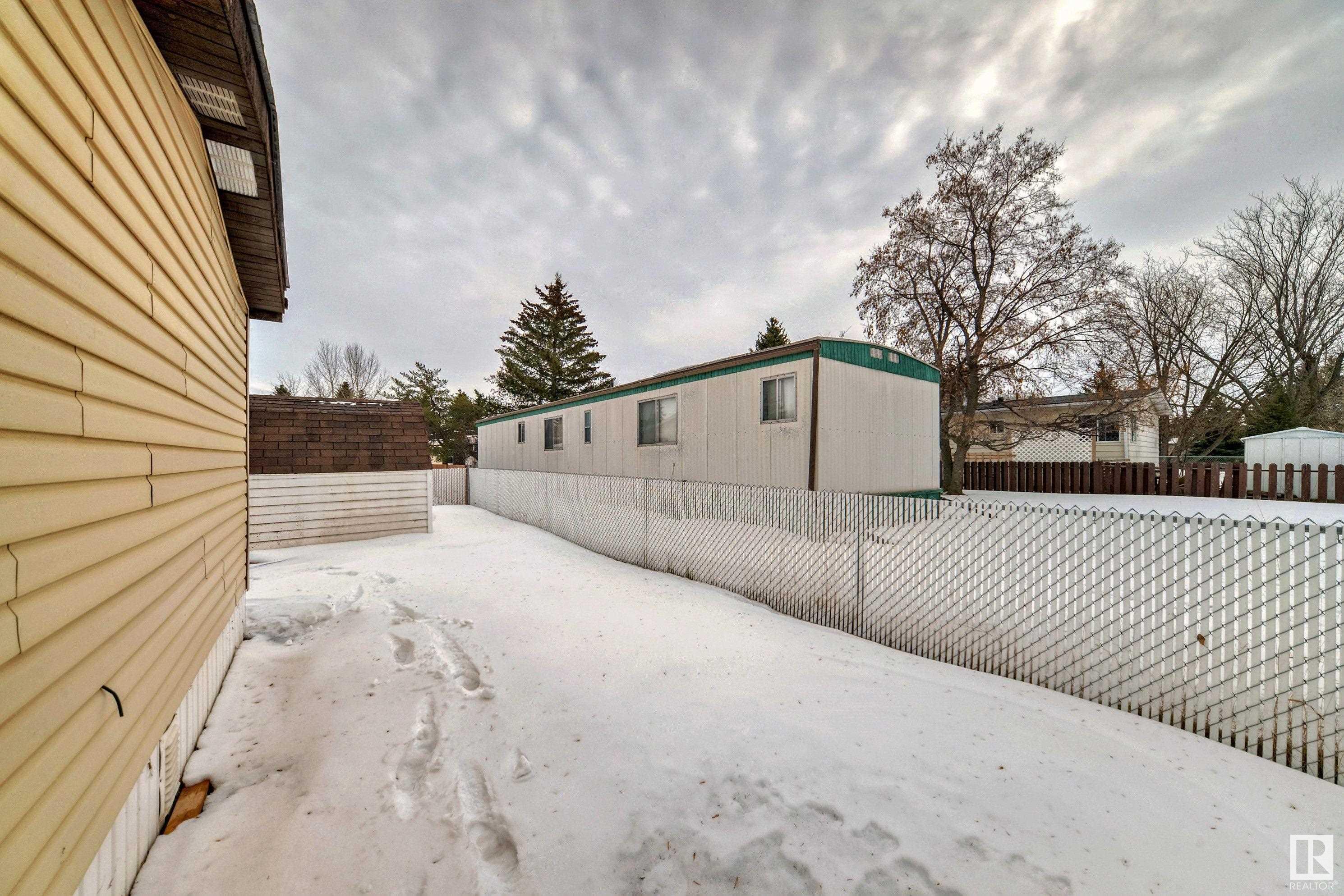      35 Rim RD NW , Edmonton,  ,T6P 1C4 ;  Listing Number: MLS E4419704