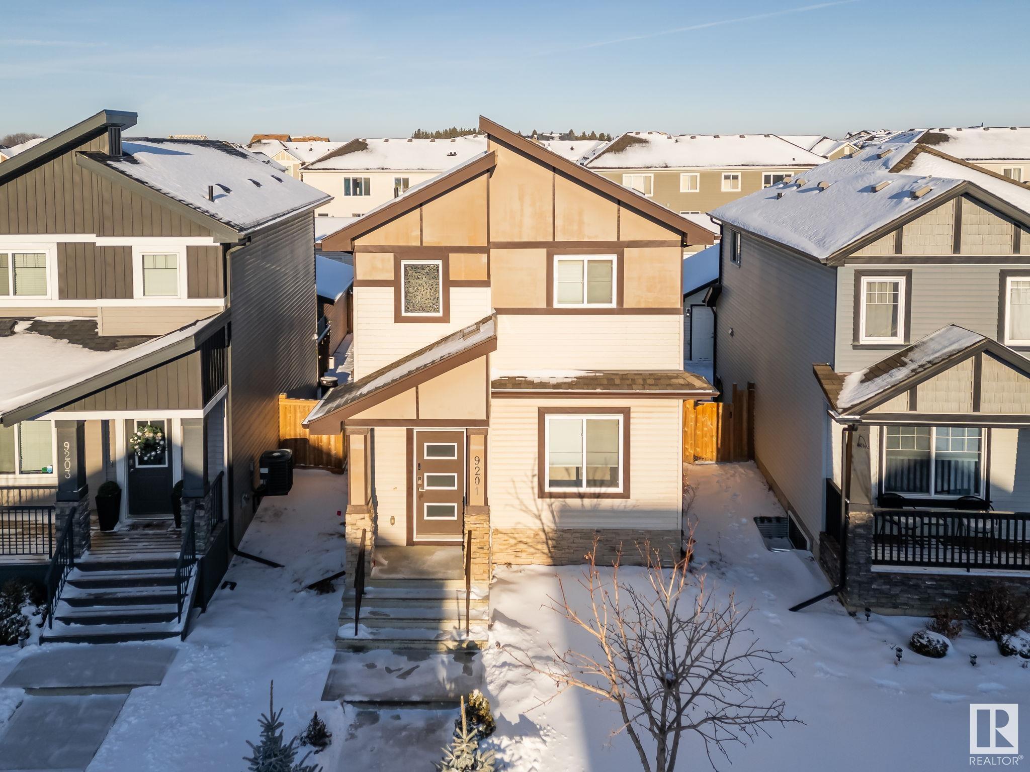      9201 COOPER CR SW SW , Edmonton,  ,T6W 3L1 ;  Listing Number: MLS E4419709