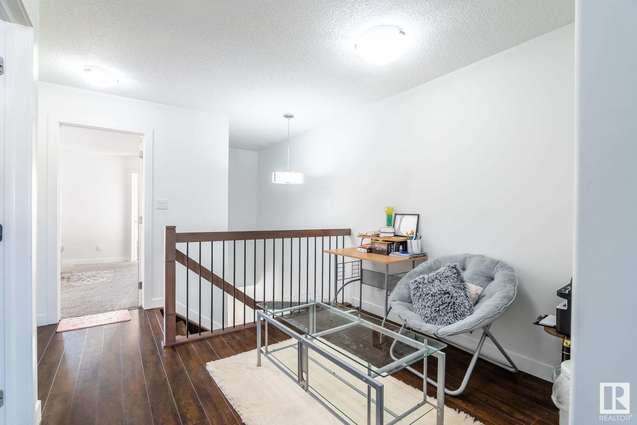      9201 COOPER CR SW SW , Edmonton,  ,T6W 3L1 ;  Listing Number: MLS E4419709