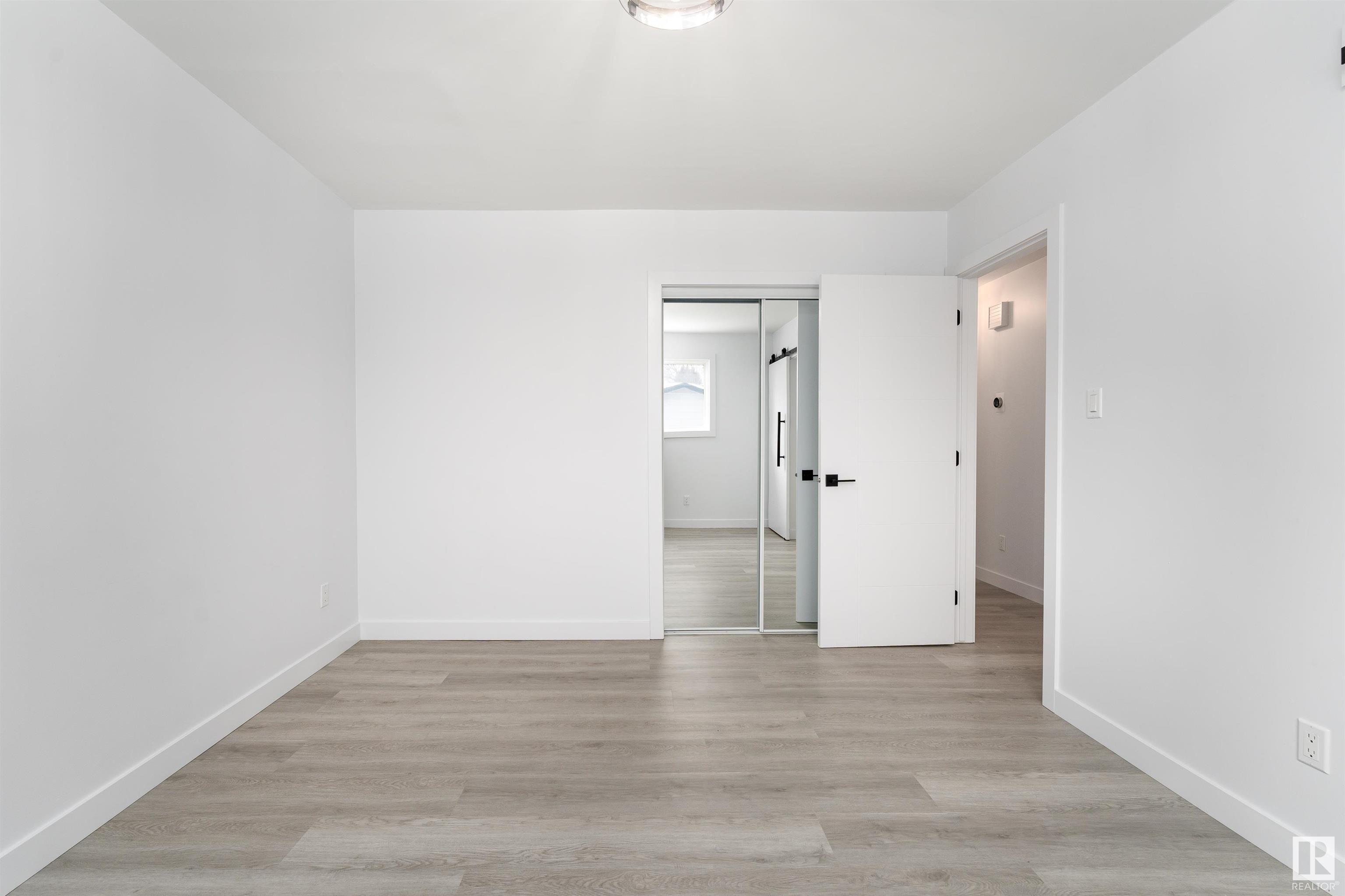      395 KNOTTWOOD W NW , Edmonton,  ,T6K 2G4 ;  Listing Number: MLS E4419713