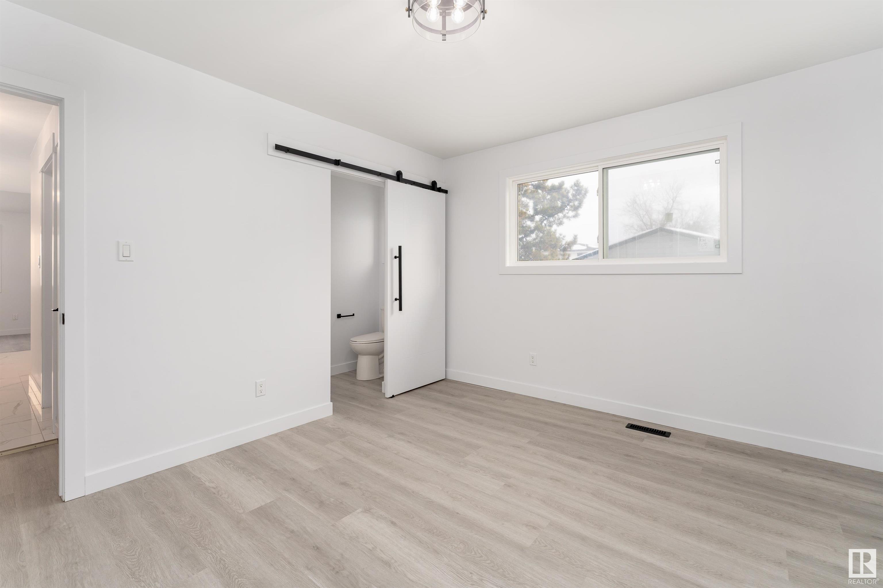      395 KNOTTWOOD W NW , Edmonton,  ,T6K 2G4 ;  Listing Number: MLS E4419713