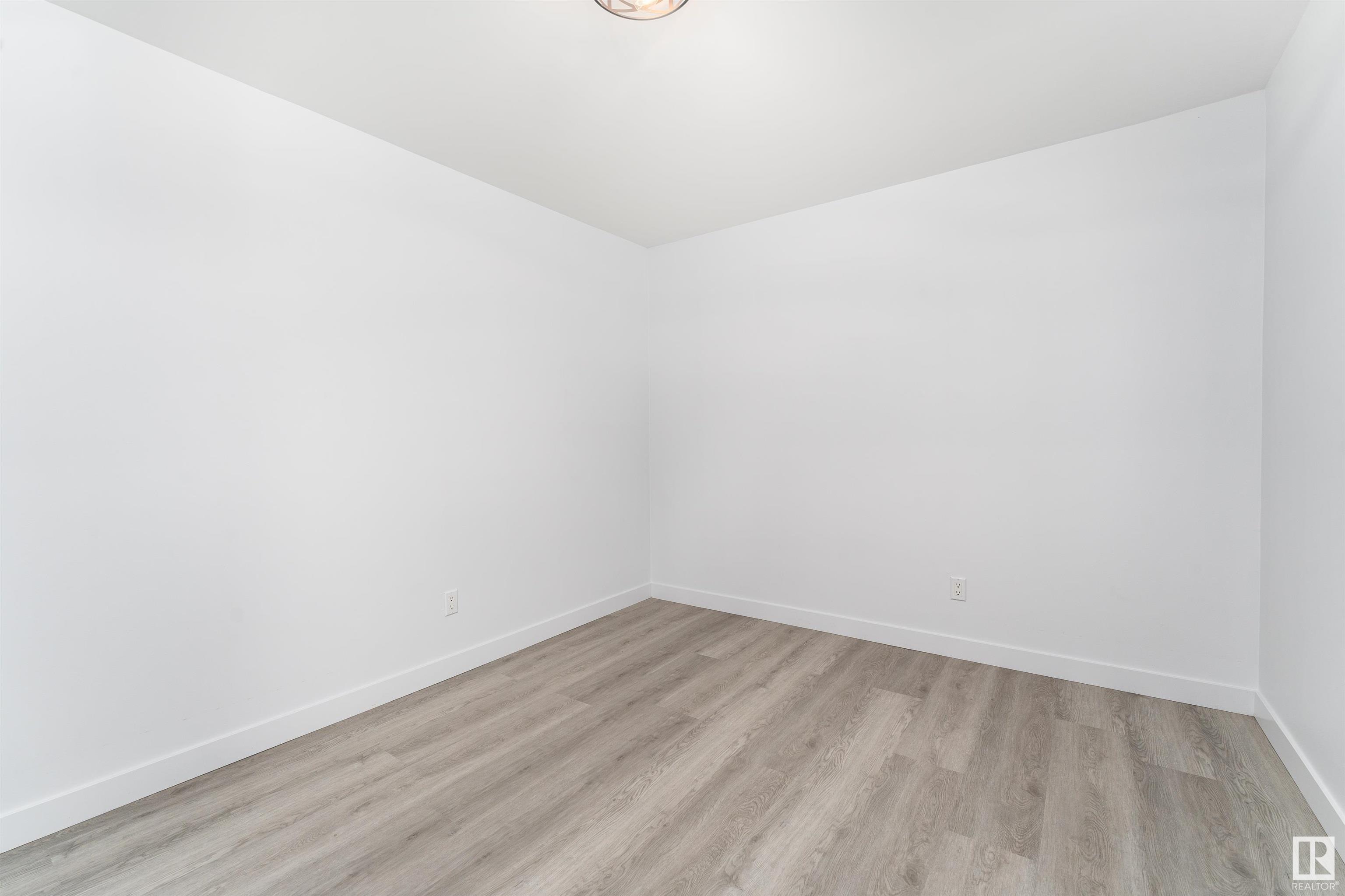      395 KNOTTWOOD W NW , Edmonton,  ,T6K 2G4 ;  Listing Number: MLS E4419713