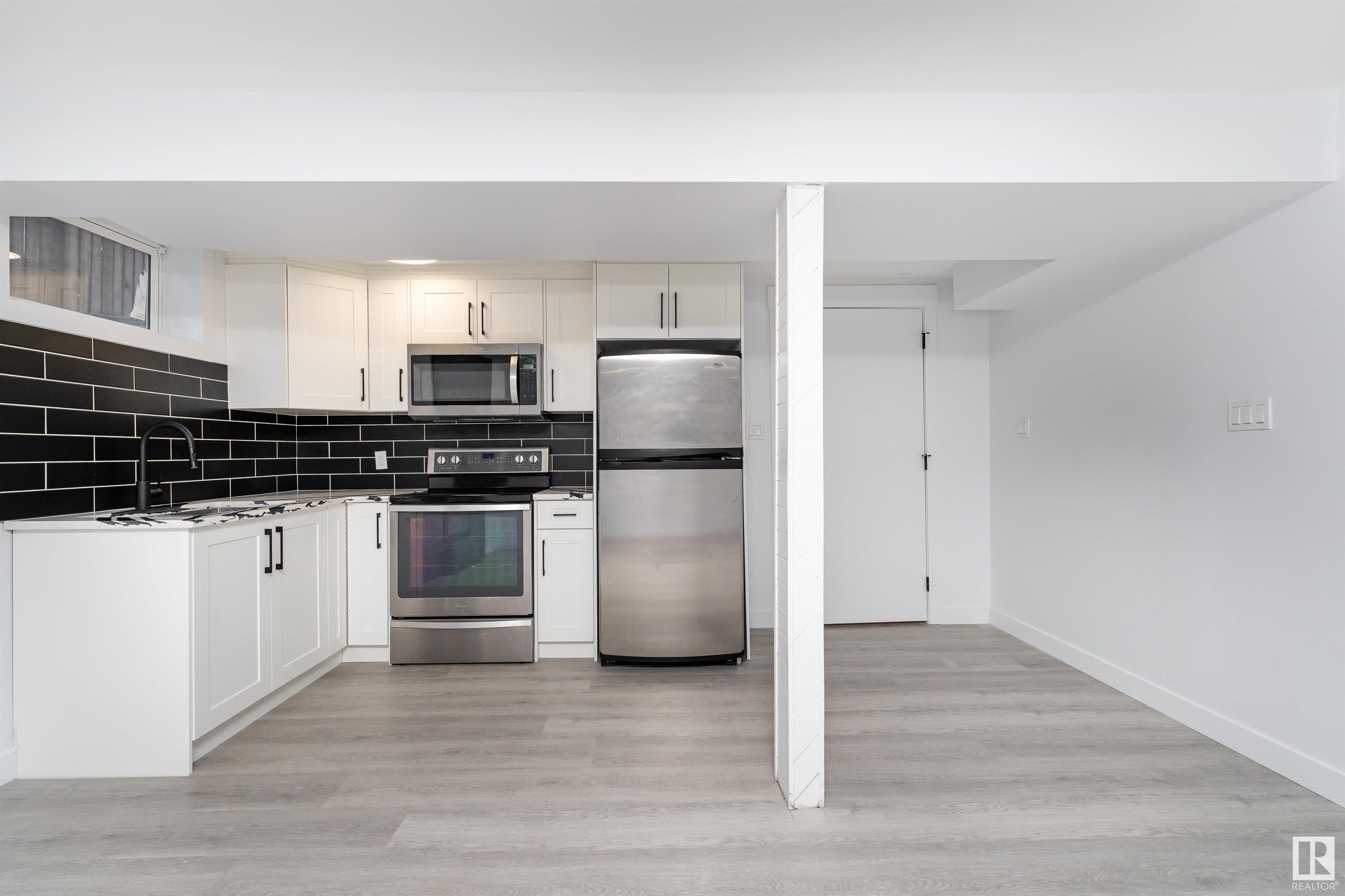      395 KNOTTWOOD W NW , Edmonton,  ,T6K 2G4 ;  Listing Number: MLS E4419713