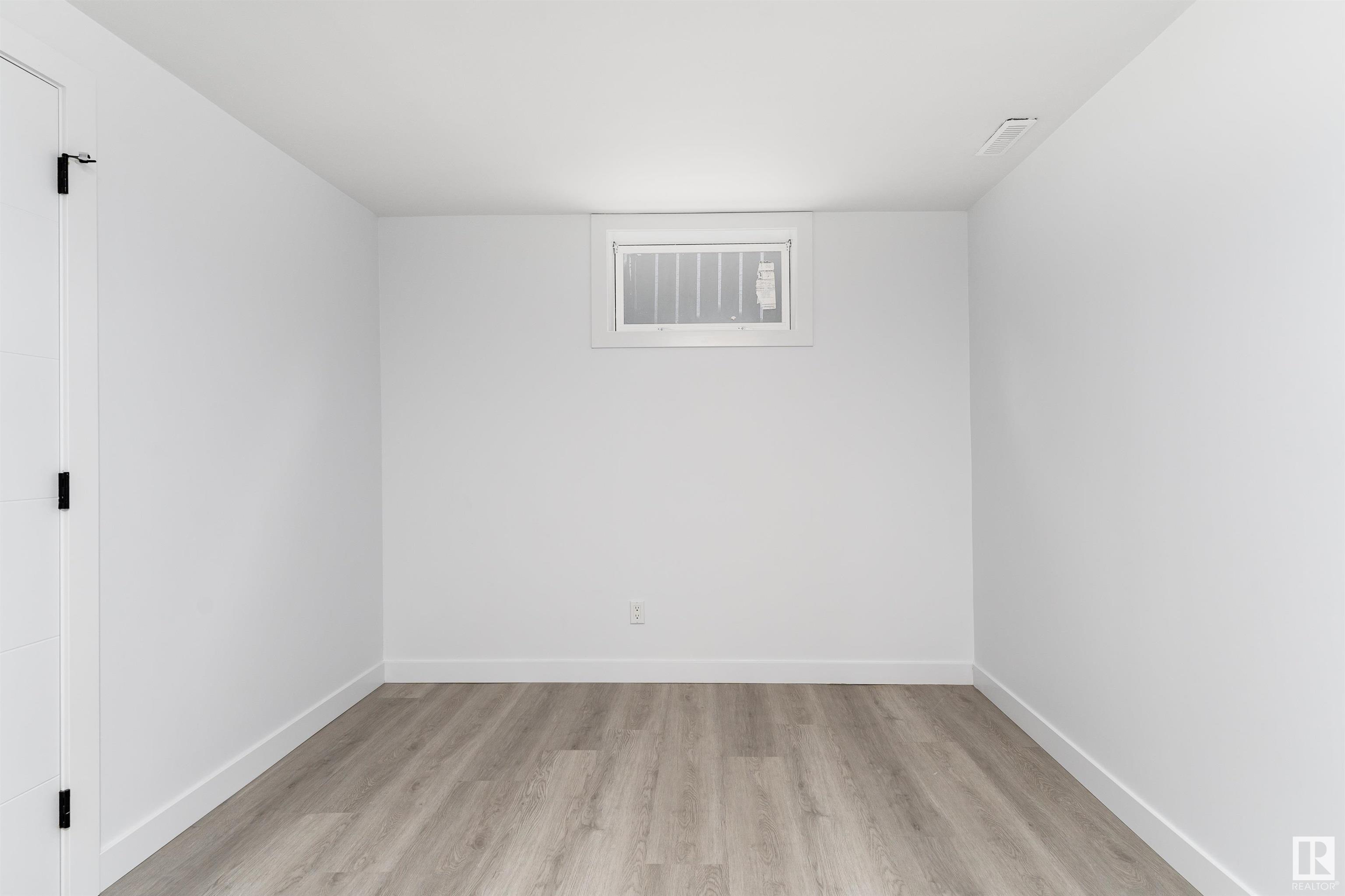      395 KNOTTWOOD W NW , Edmonton,  ,T6K 2G4 ;  Listing Number: MLS E4419713