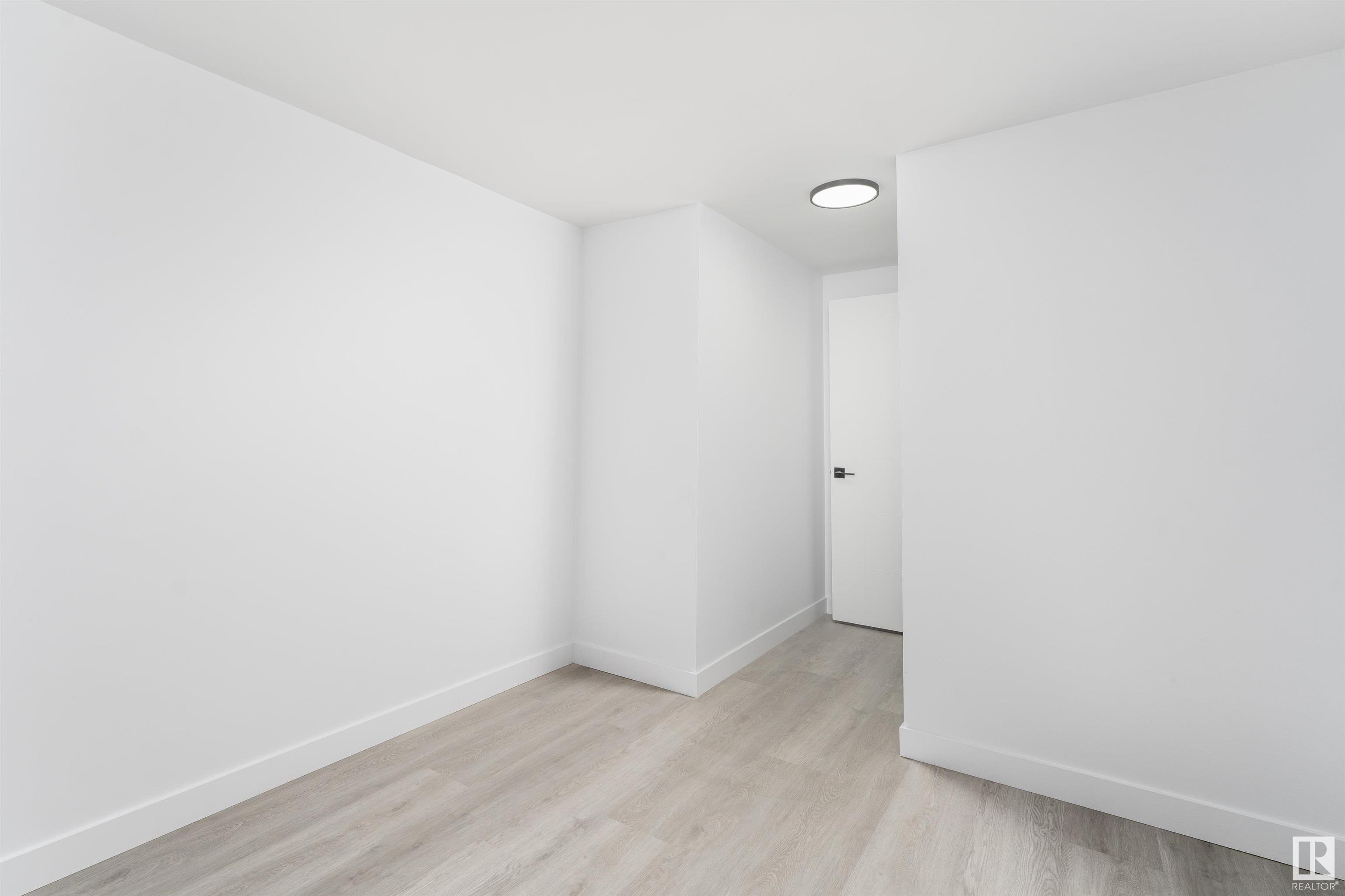      395 KNOTTWOOD W NW , Edmonton,  ,T6K 2G4 ;  Listing Number: MLS E4419713