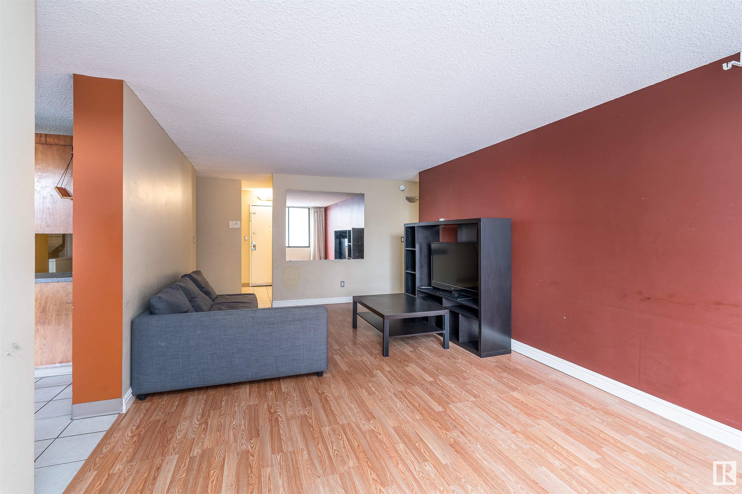      #203 9808 103 ST NW , Edmonton,  ,T5K 2G4 ;  Listing Number: MLS E4419717