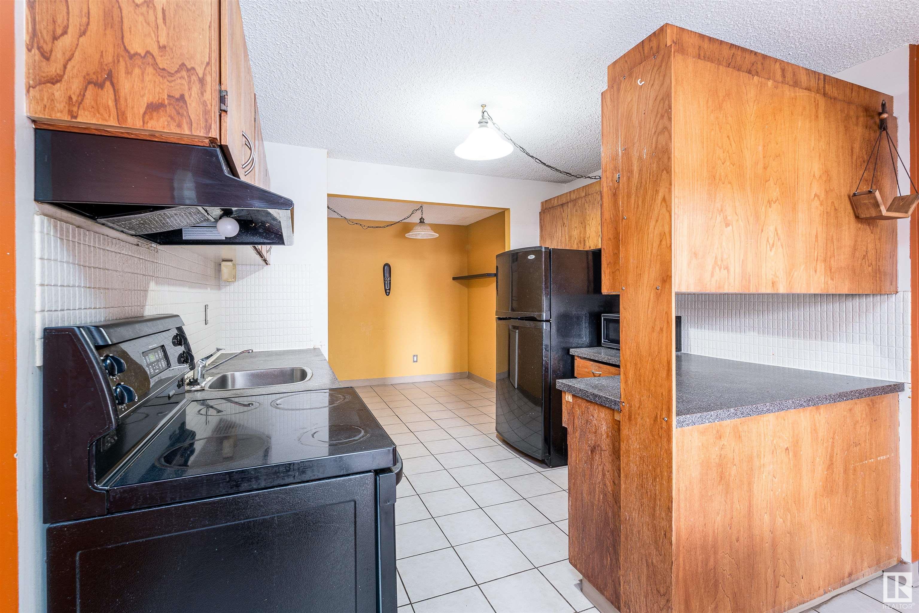      #203 9808 103 ST NW , Edmonton,  ,T5K 2G4 ;  Listing Number: MLS E4419717
