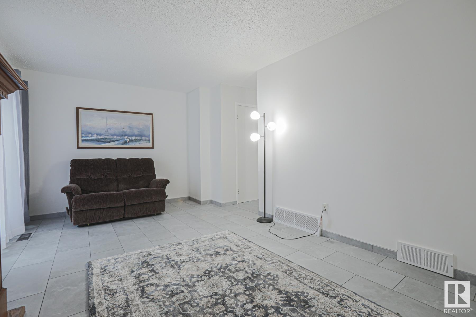      13844 24 ST NW , Edmonton,  ,T5Y 1B6 ;  Listing Number: MLS E4419725