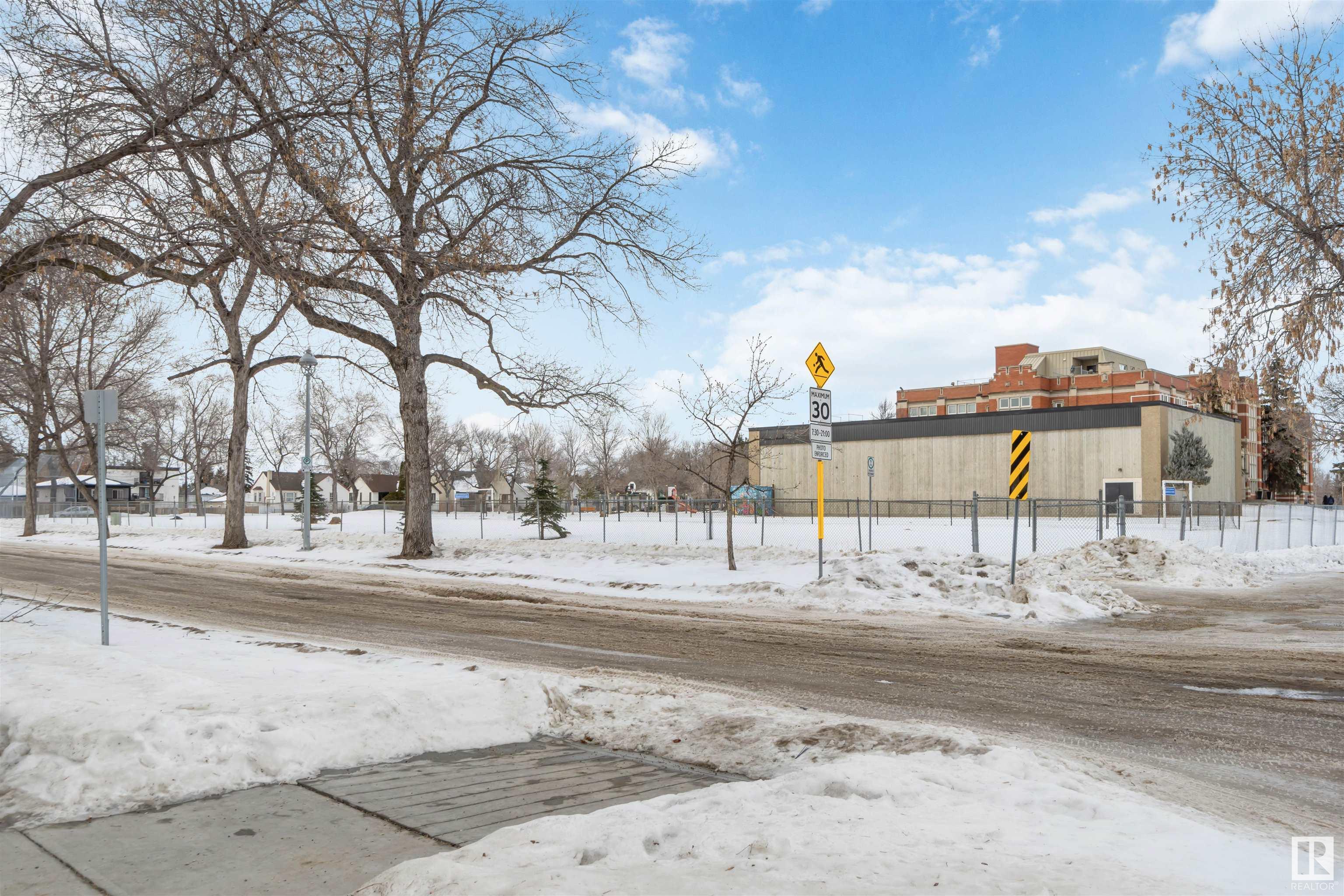      #304 10842 107 ST NW , Edmonton,  ,T5H 2Z3 ;  Listing Number: MLS E4419727