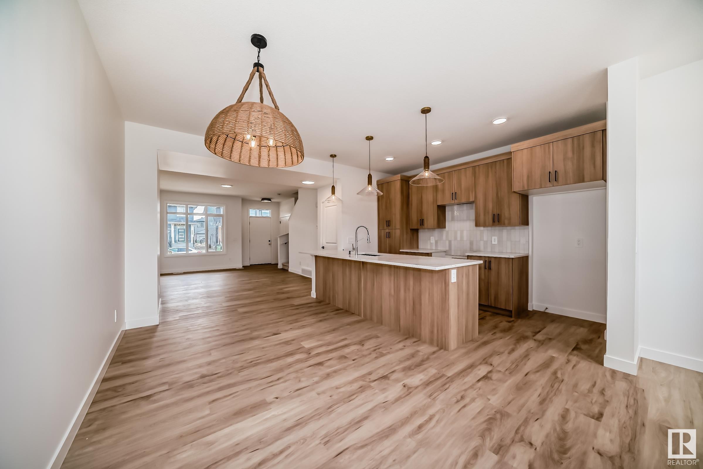      1353/51/1349/47 Keswick DR SW , Edmonton,  ,T6W 4V8 ;  Listing Number: MLS E4419732