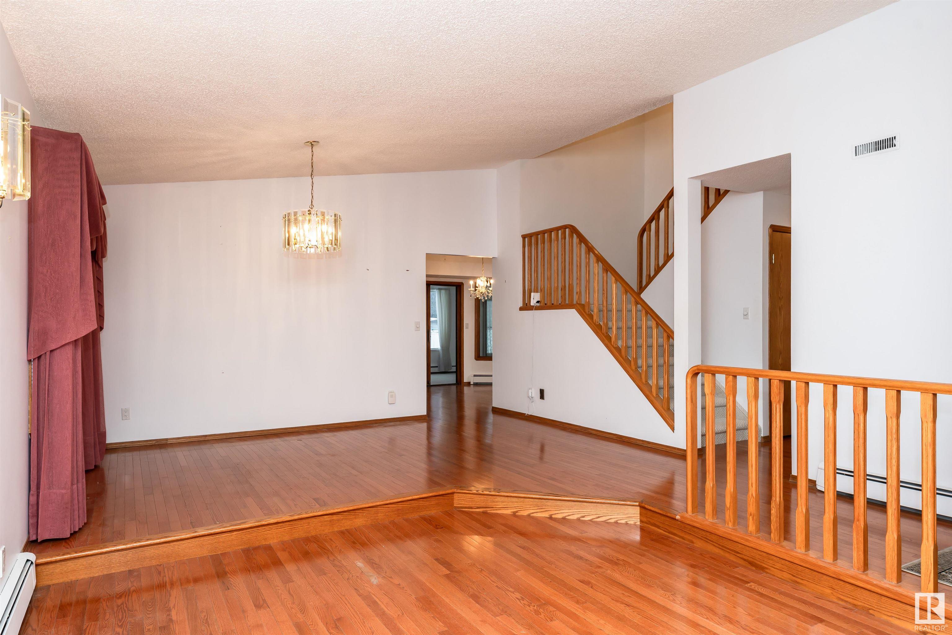      3705 42 ST , Leduc,  ,T9E 6A5 ;  Listing Number: MLS E4419734