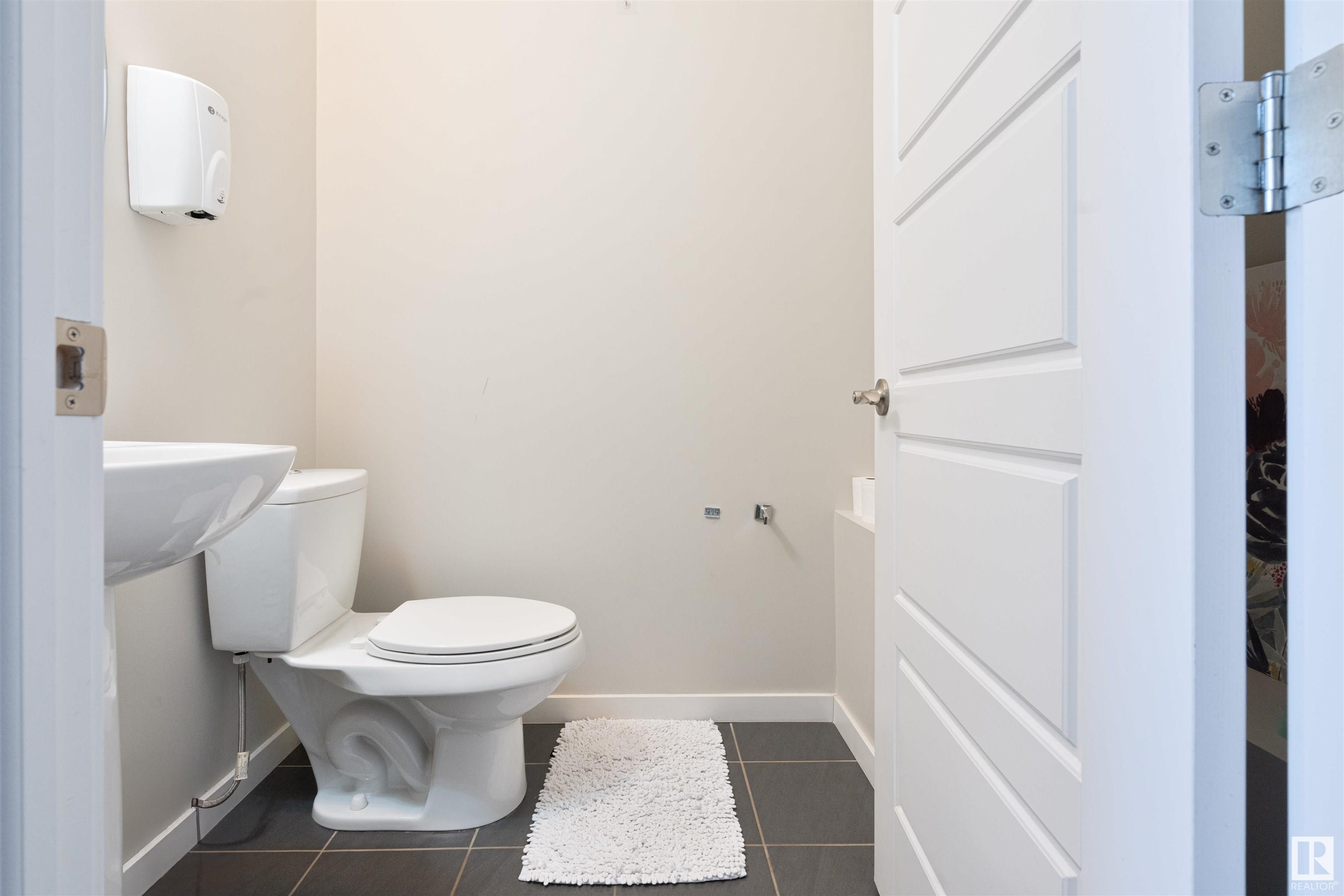 Photo 12 at 703 Secord Boulevard Nw, Secord, Edmonton