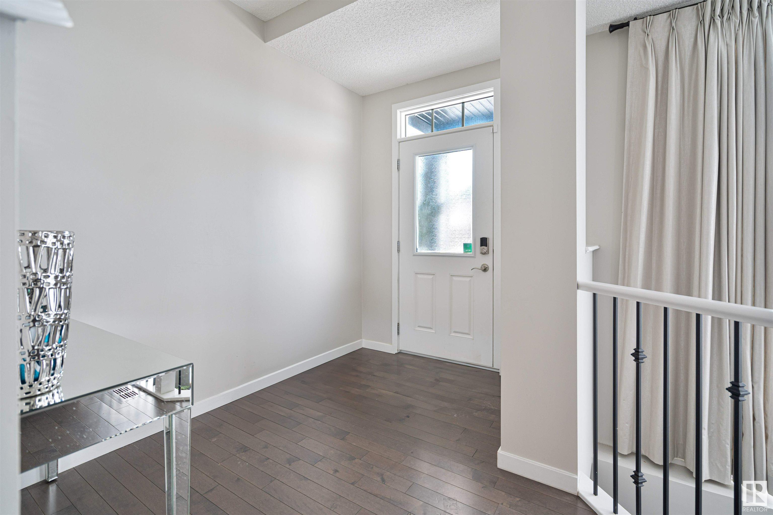 Photo 3 at 703 Secord Boulevard Nw, Secord, Edmonton