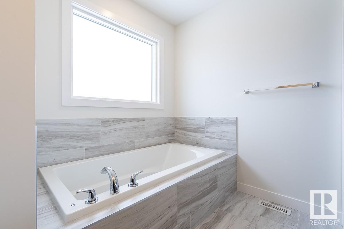      18 ROSEWOOD WY , St. Albert,  ,T8N 7Y8 ;  Listing Number: MLS E4419737