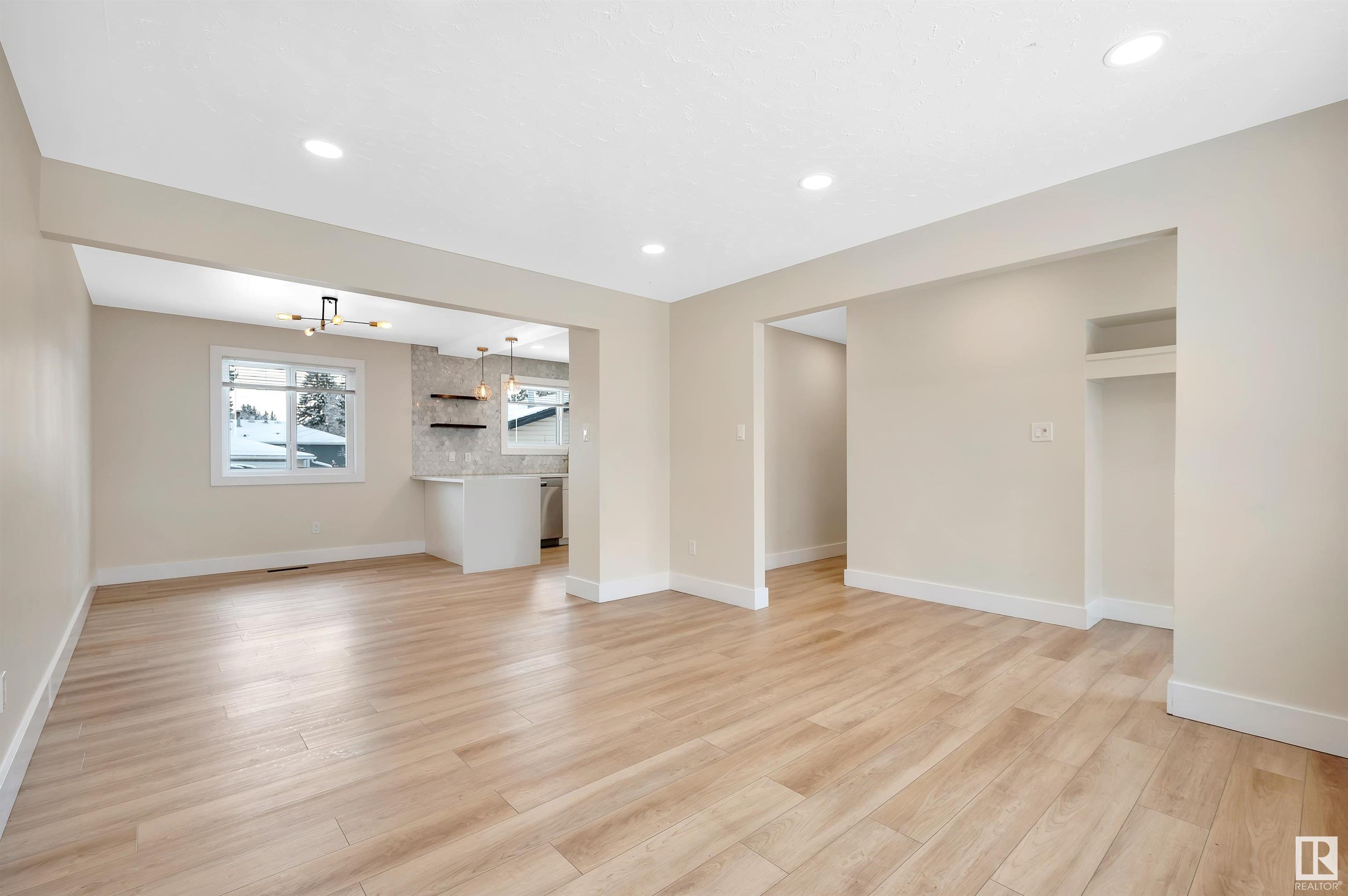      12219 132 AV NW , Edmonton,  ,T5L 3P5 ;  Listing Number: MLS E4419739