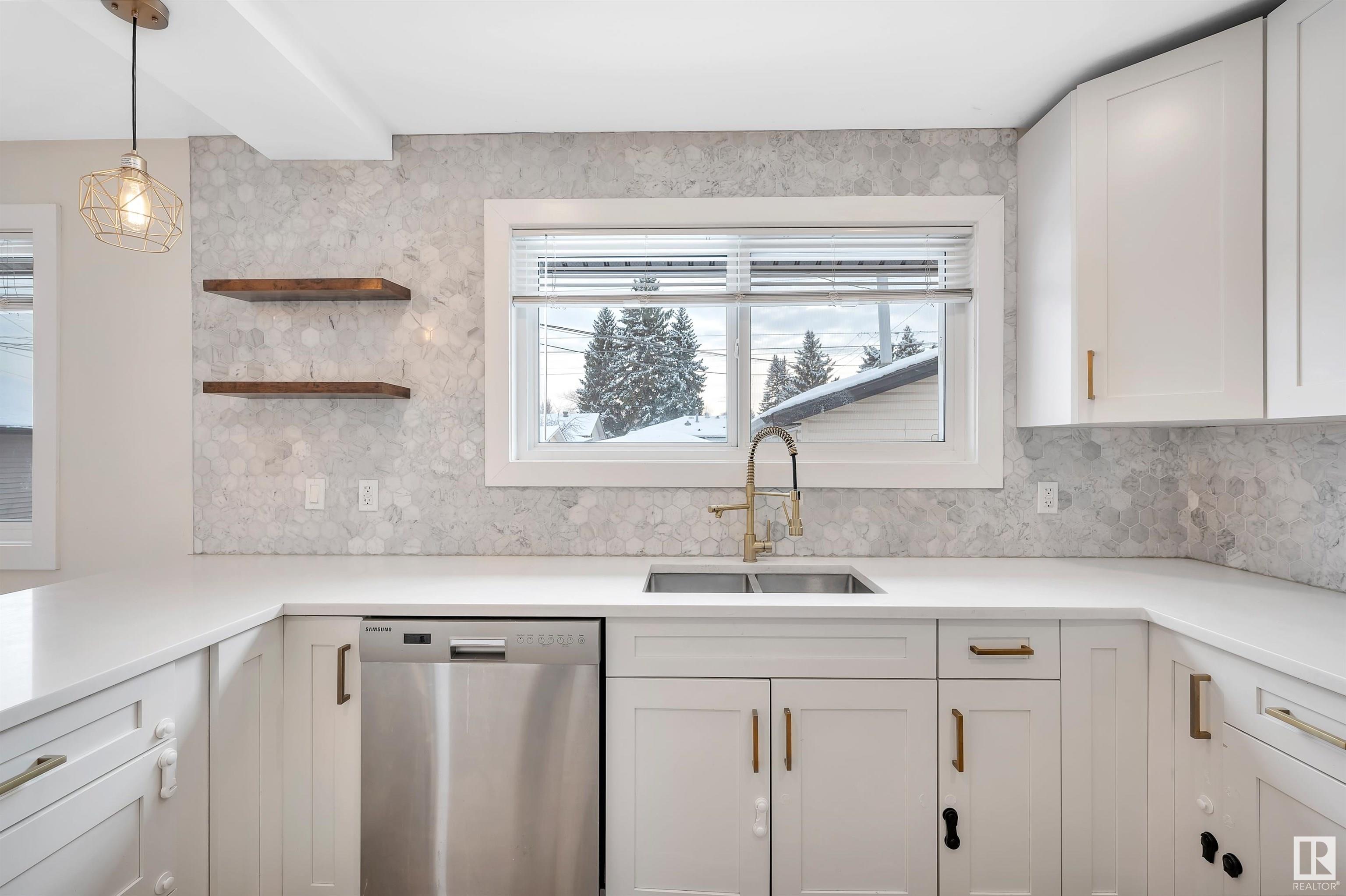      12219 132 AV NW , Edmonton,  ,T5L 3P5 ;  Listing Number: MLS E4419739