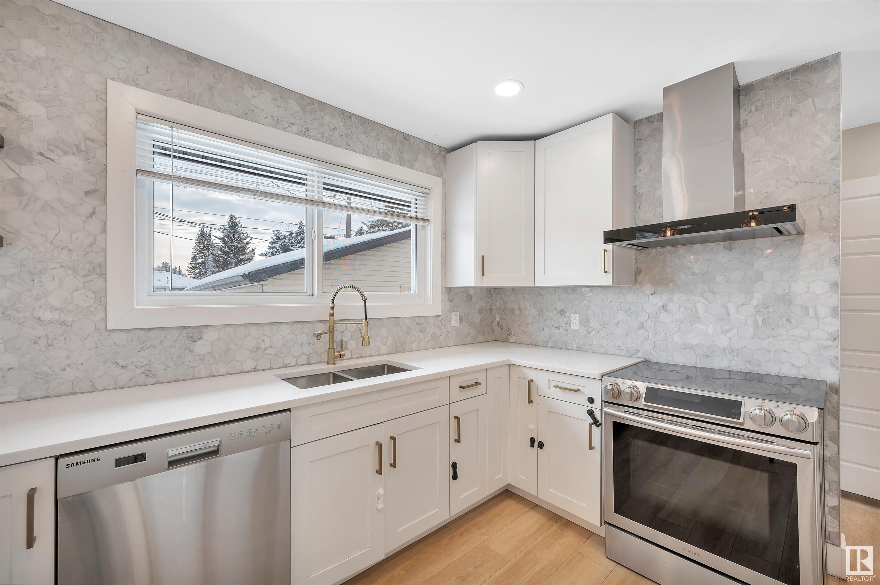      12219 132 AV NW , Edmonton,  ,T5L 3P5 ;  Listing Number: MLS E4419739