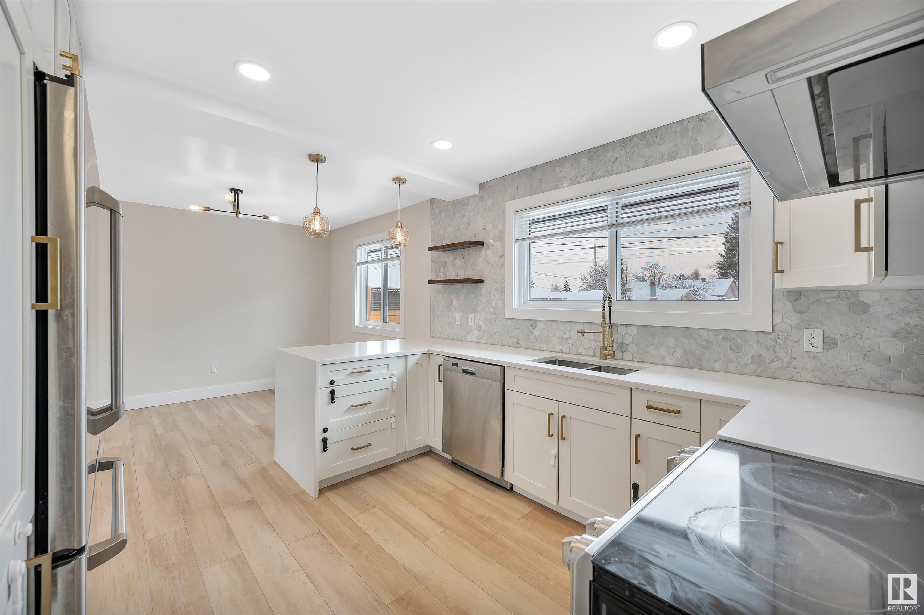      12219 132 AV NW , Edmonton,  ,T5L 3P5 ;  Listing Number: MLS E4419739