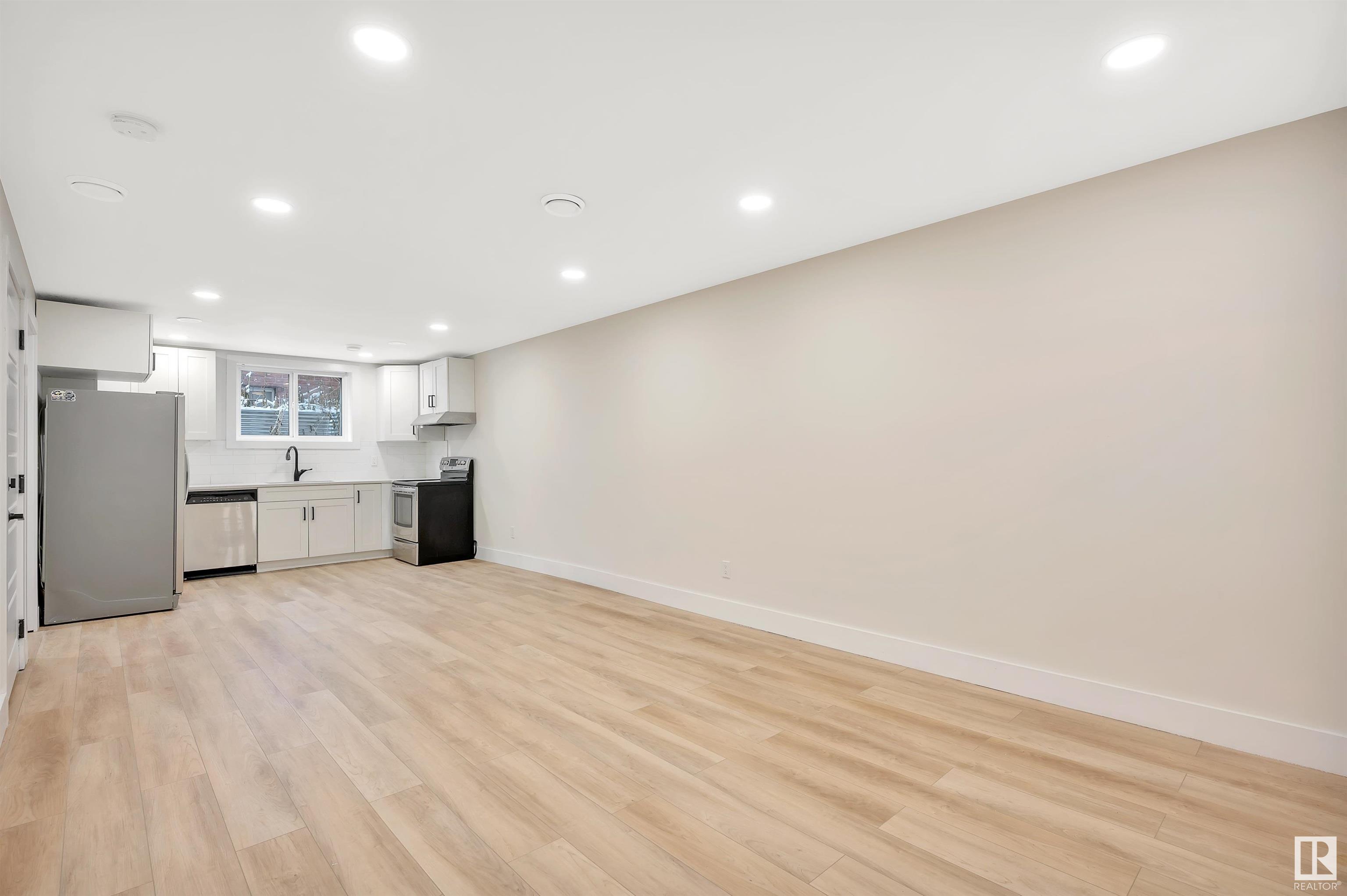      12219 132 AV NW , Edmonton,  ,T5L 3P5 ;  Listing Number: MLS E4419739