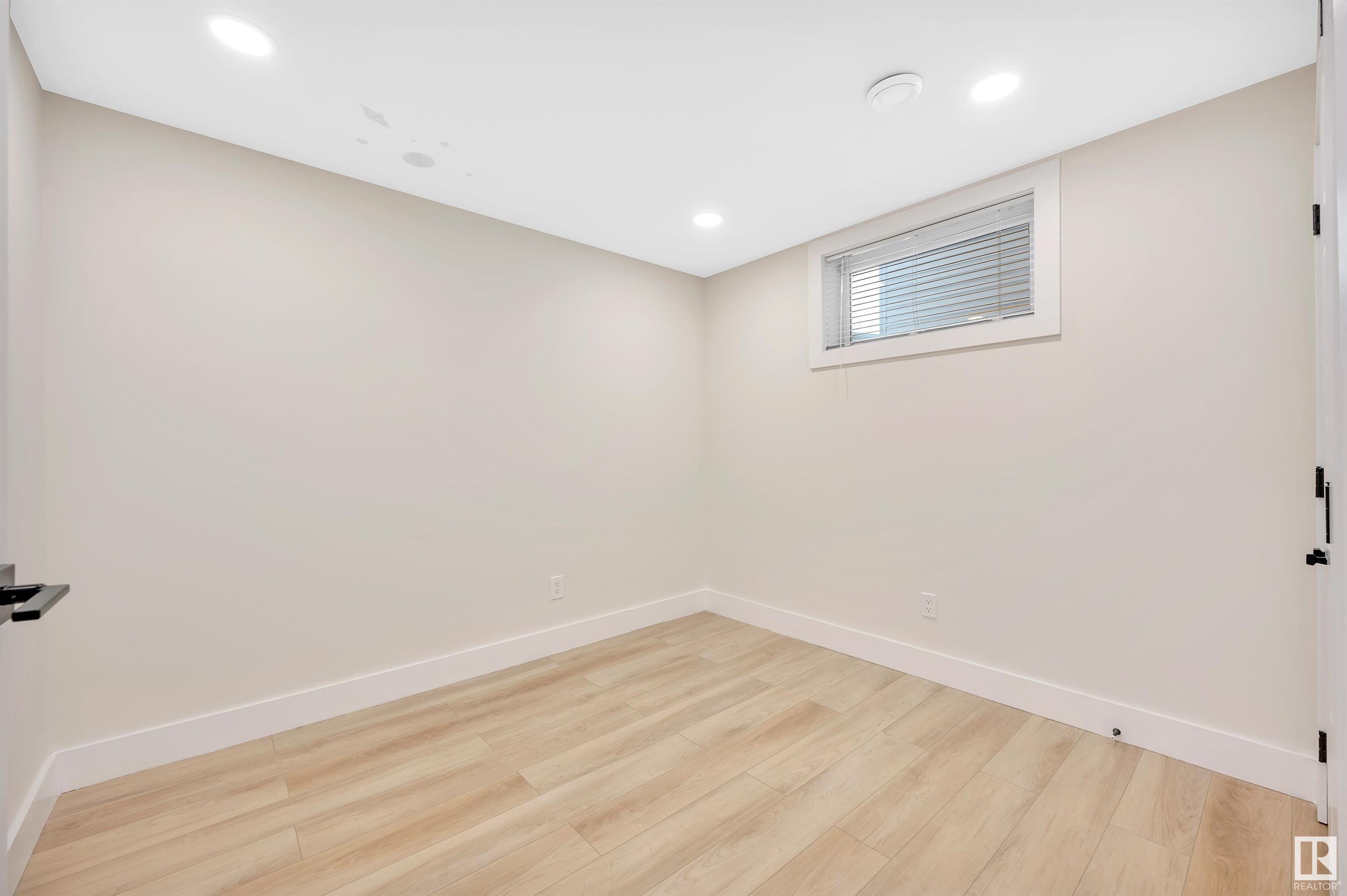      12219 132 AV NW , Edmonton,  ,T5L 3P5 ;  Listing Number: MLS E4419739