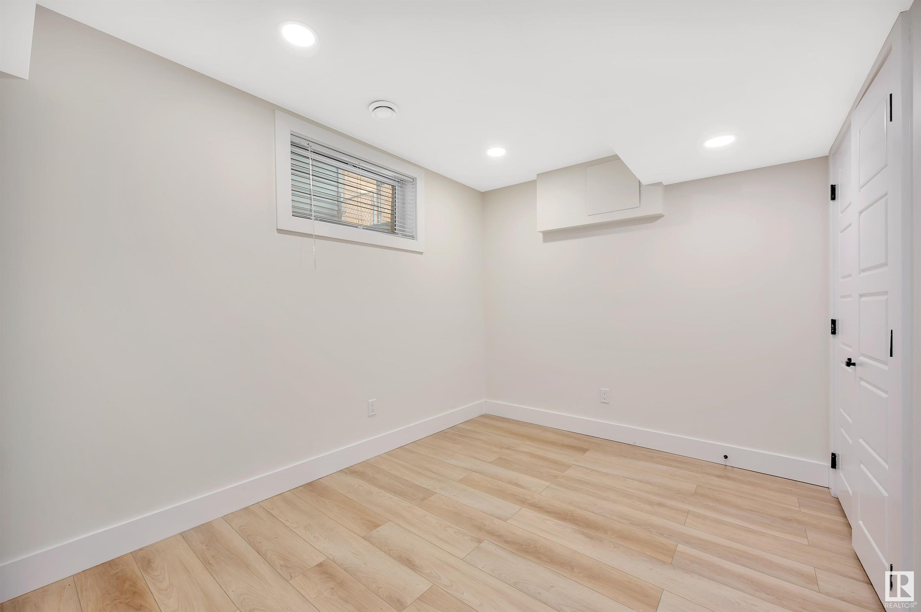      12219 132 AV NW , Edmonton,  ,T5L 3P5 ;  Listing Number: MLS E4419739