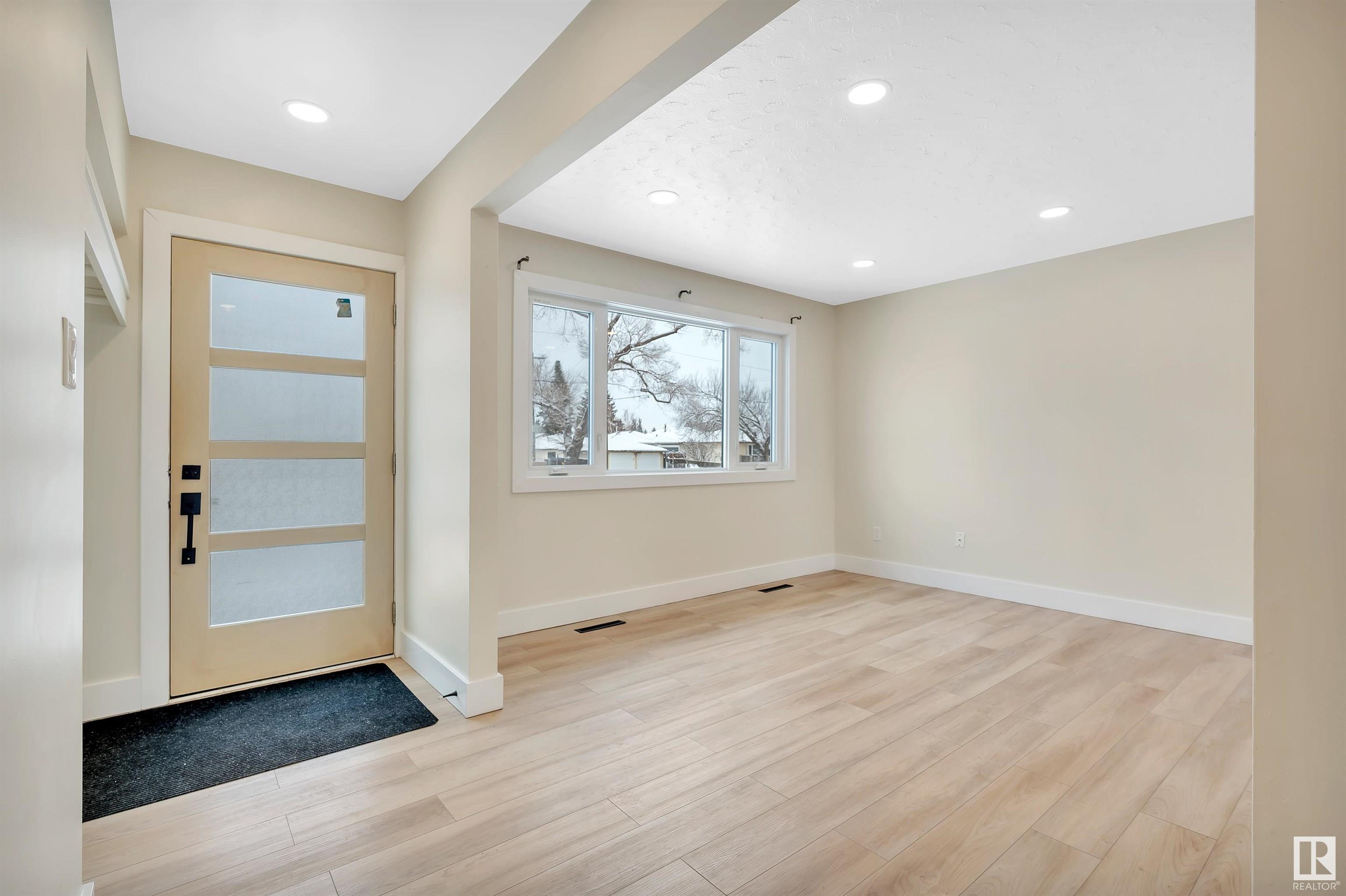      12219 132 AV NW , Edmonton,  ,T5L 3P5 ;  Listing Number: MLS E4419739