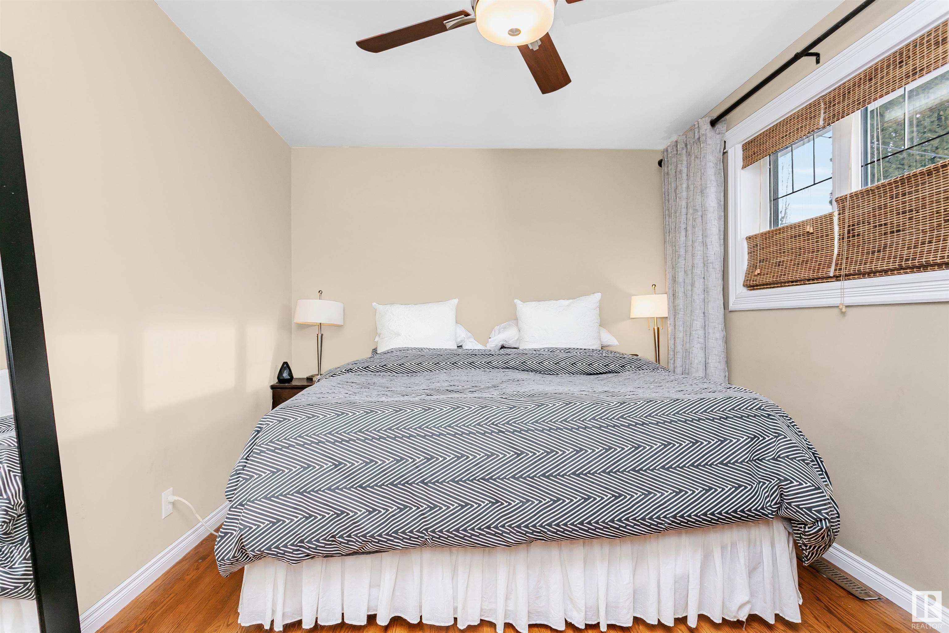      14631 93 AV NW , Edmonton,  ,T5R 5G7 ;  Listing Number: MLS E4419743