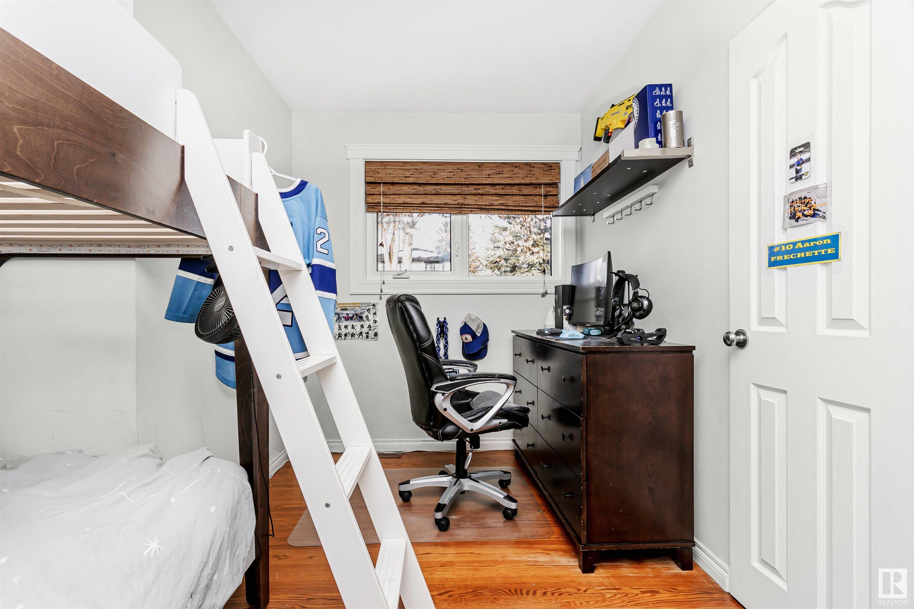      14631 93 AV NW , Edmonton,  ,T5R 5G7 ;  Listing Number: MLS E4419743