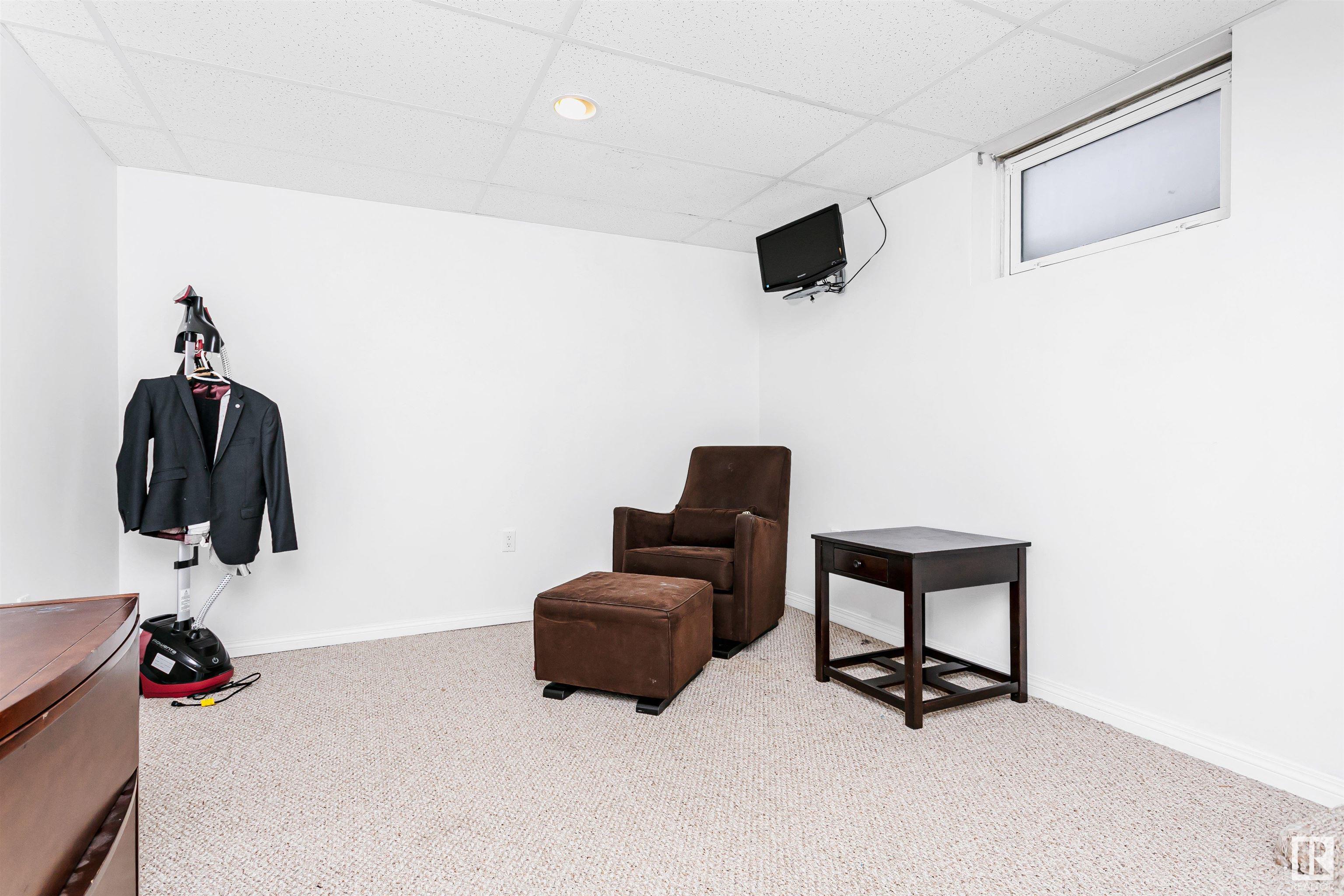      14631 93 AV NW , Edmonton,  ,T5R 5G7 ;  Listing Number: MLS E4419743