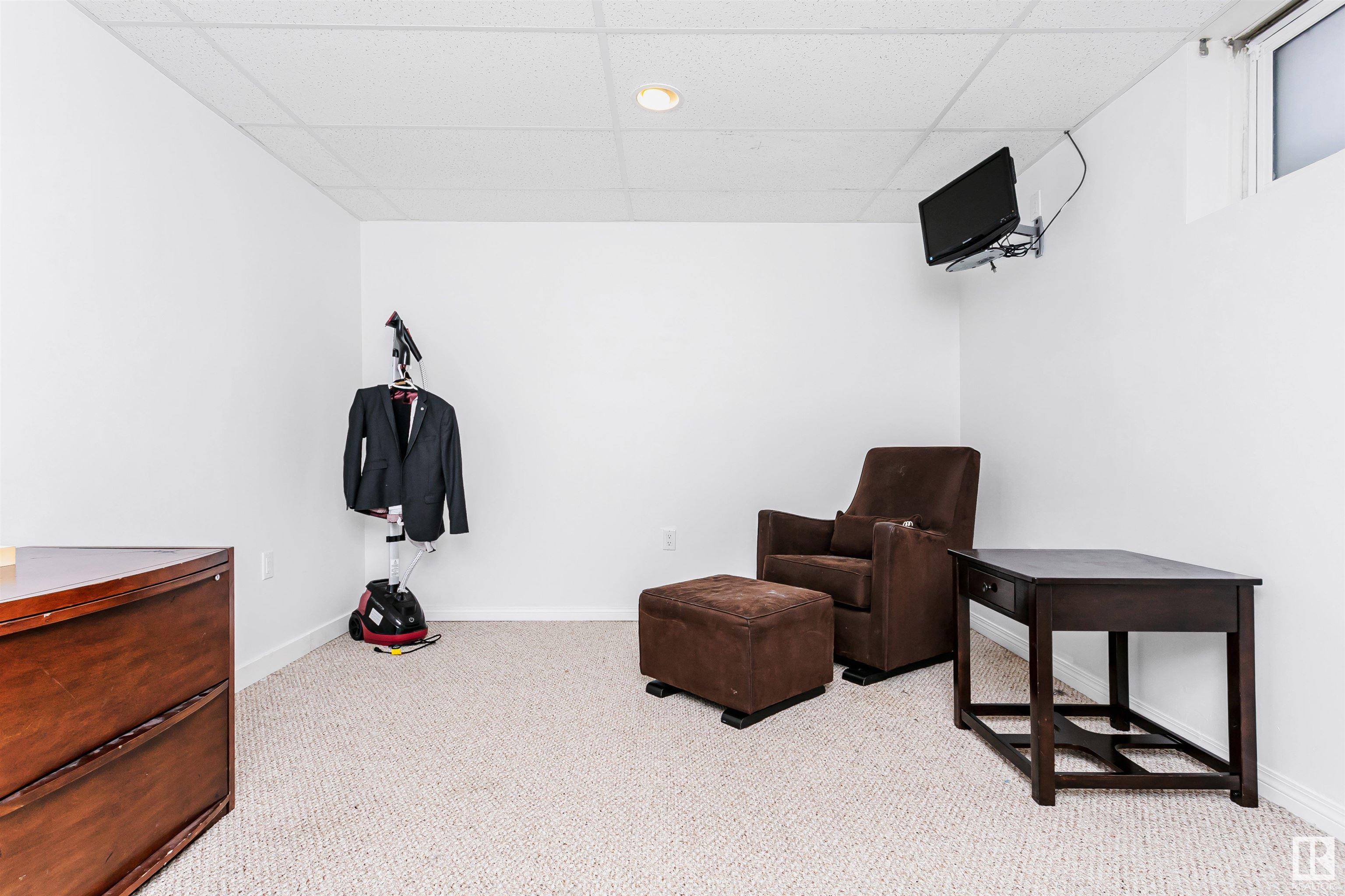      14631 93 AV NW , Edmonton,  ,T5R 5G7 ;  Listing Number: MLS E4419743