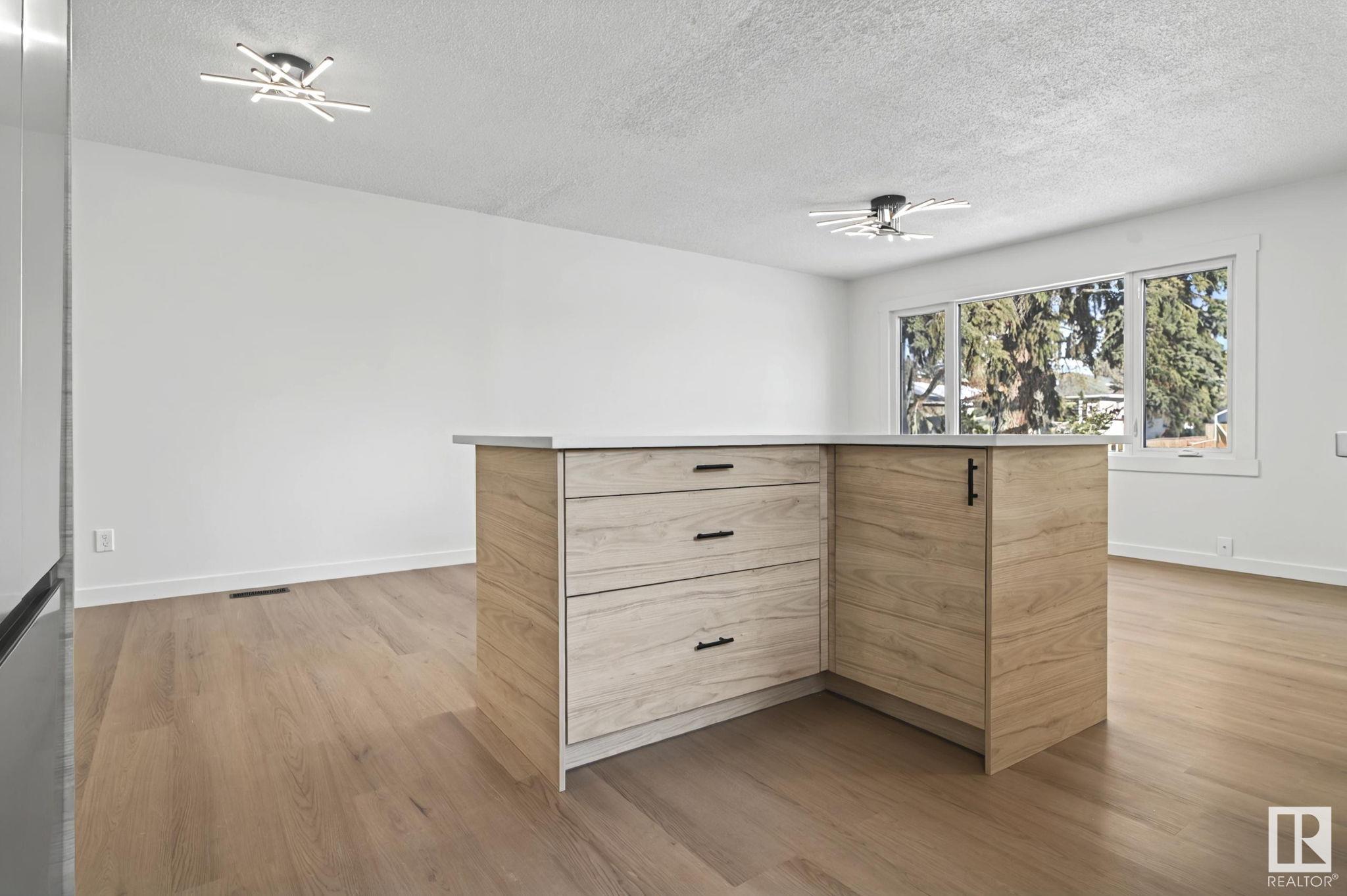      10306 155 ST NW , Edmonton,  ,T5P 2L9 ;  Listing Number: MLS E4419756