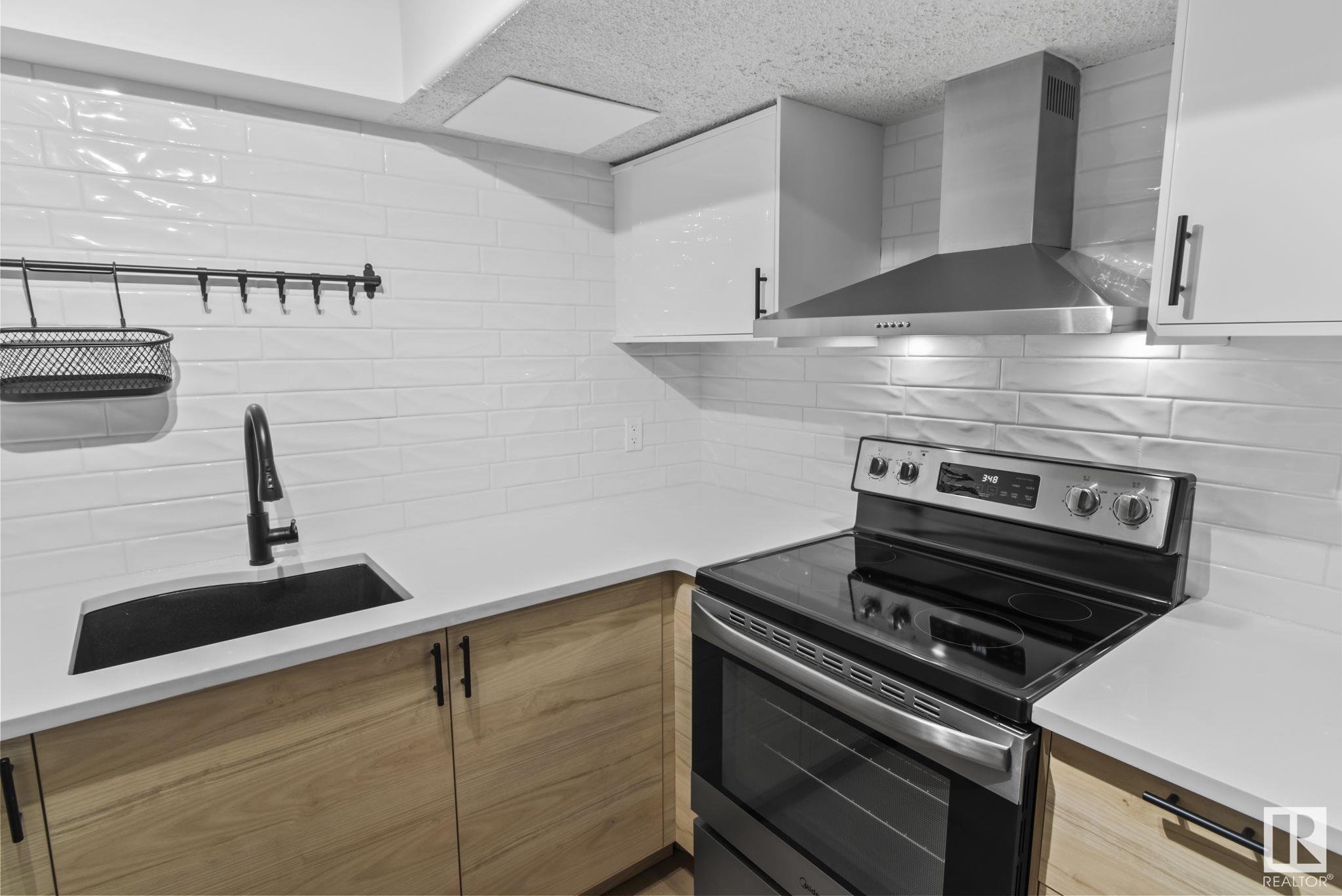      10306 155 ST NW , Edmonton,  ,T5P 2L9 ;  Listing Number: MLS E4419756
