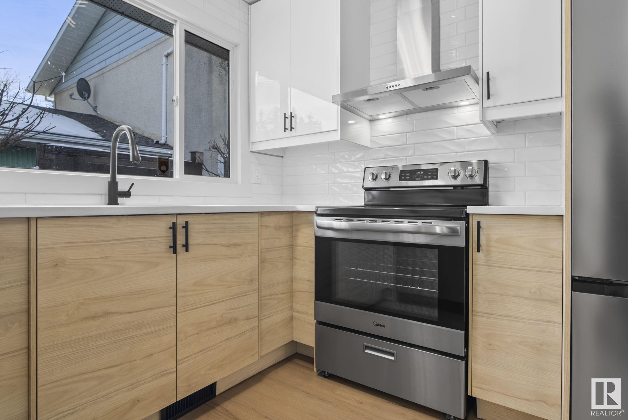      10306 155 ST NW , Edmonton,  ,T5P 2L9 ;  Listing Number: MLS E4419756