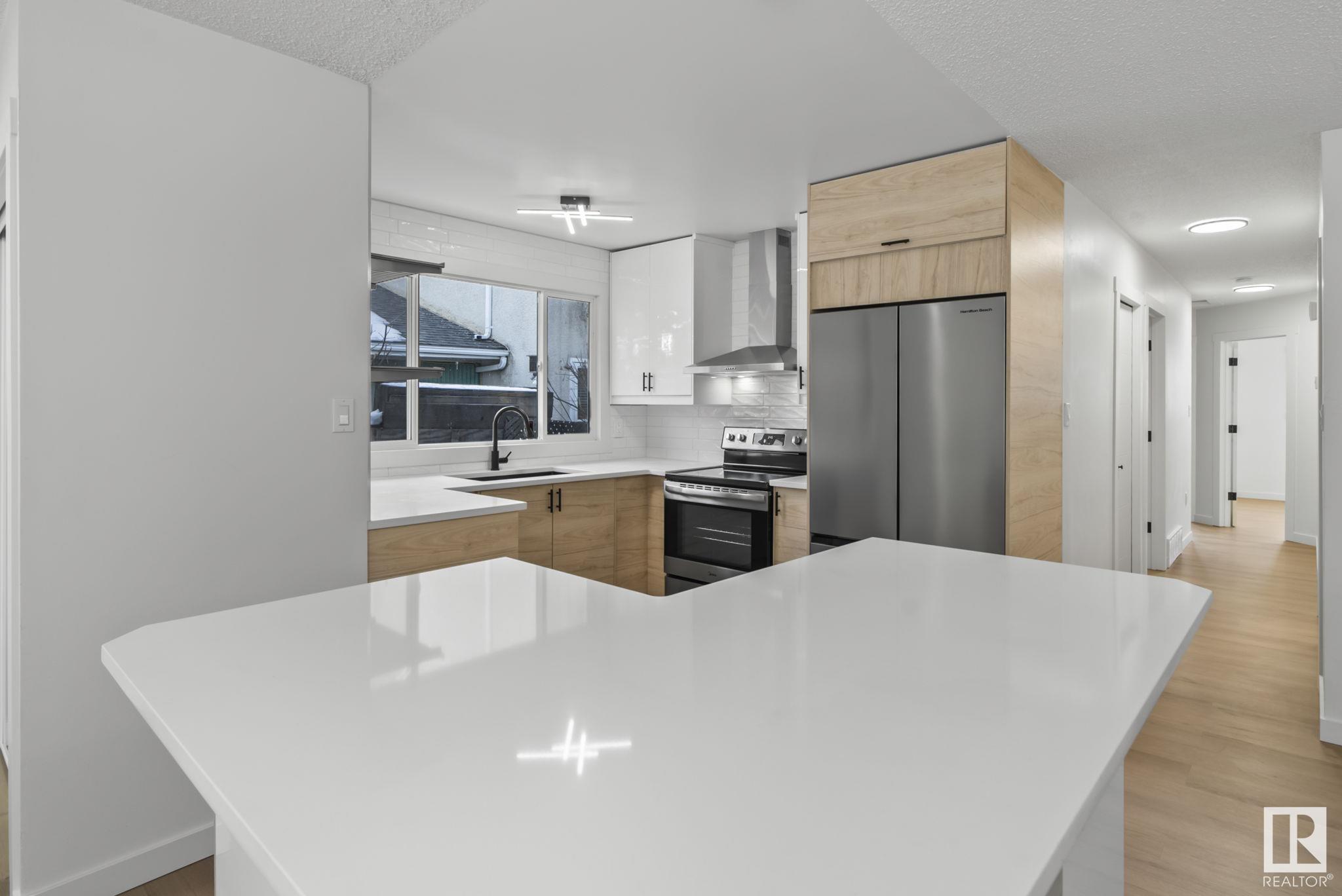      10306 155 ST NW , Edmonton,  ,T5P 2L9 ;  Listing Number: MLS E4419756