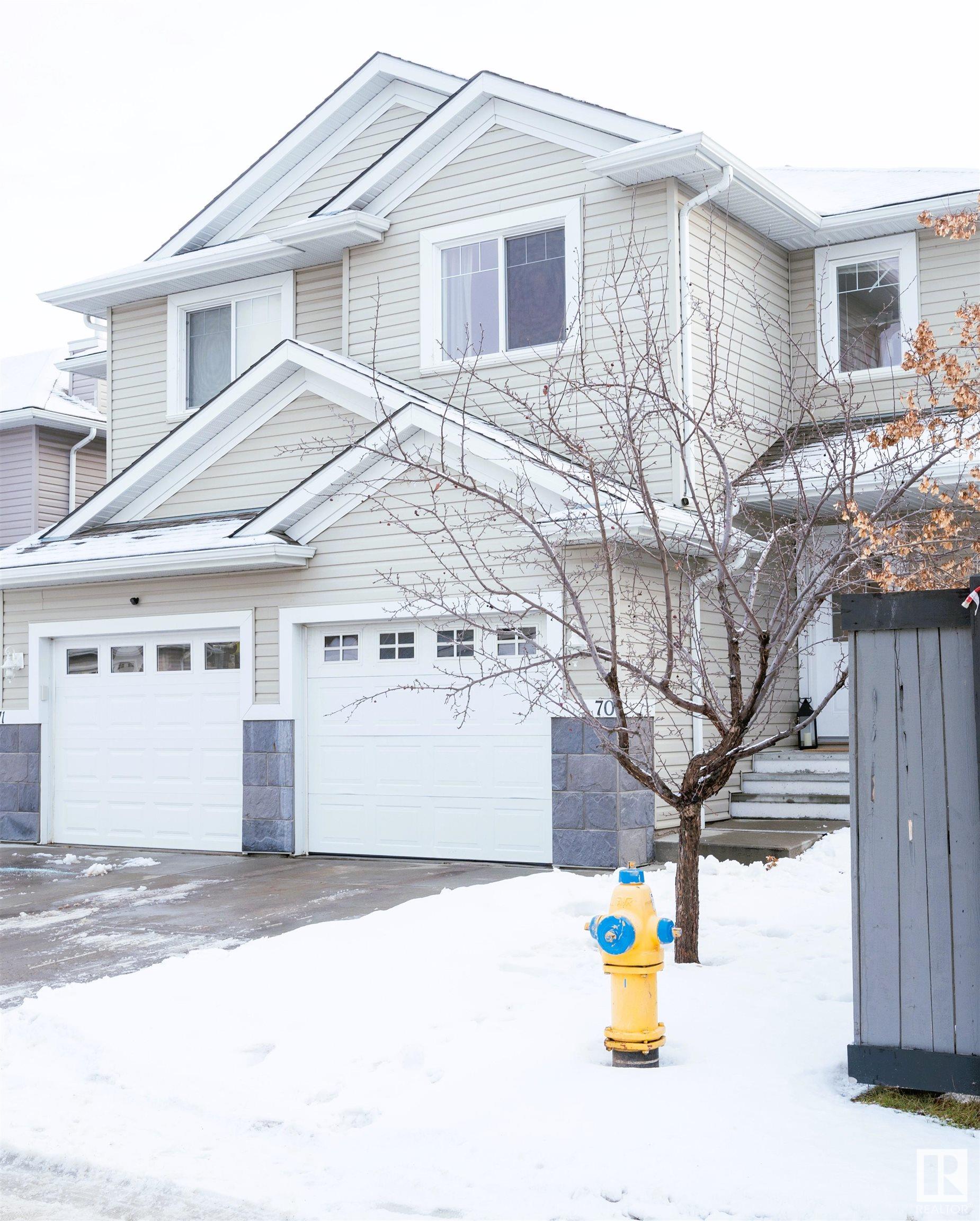 Photo 2 at 120 Magrath Road Nw, Magrath Heights, Edmonton