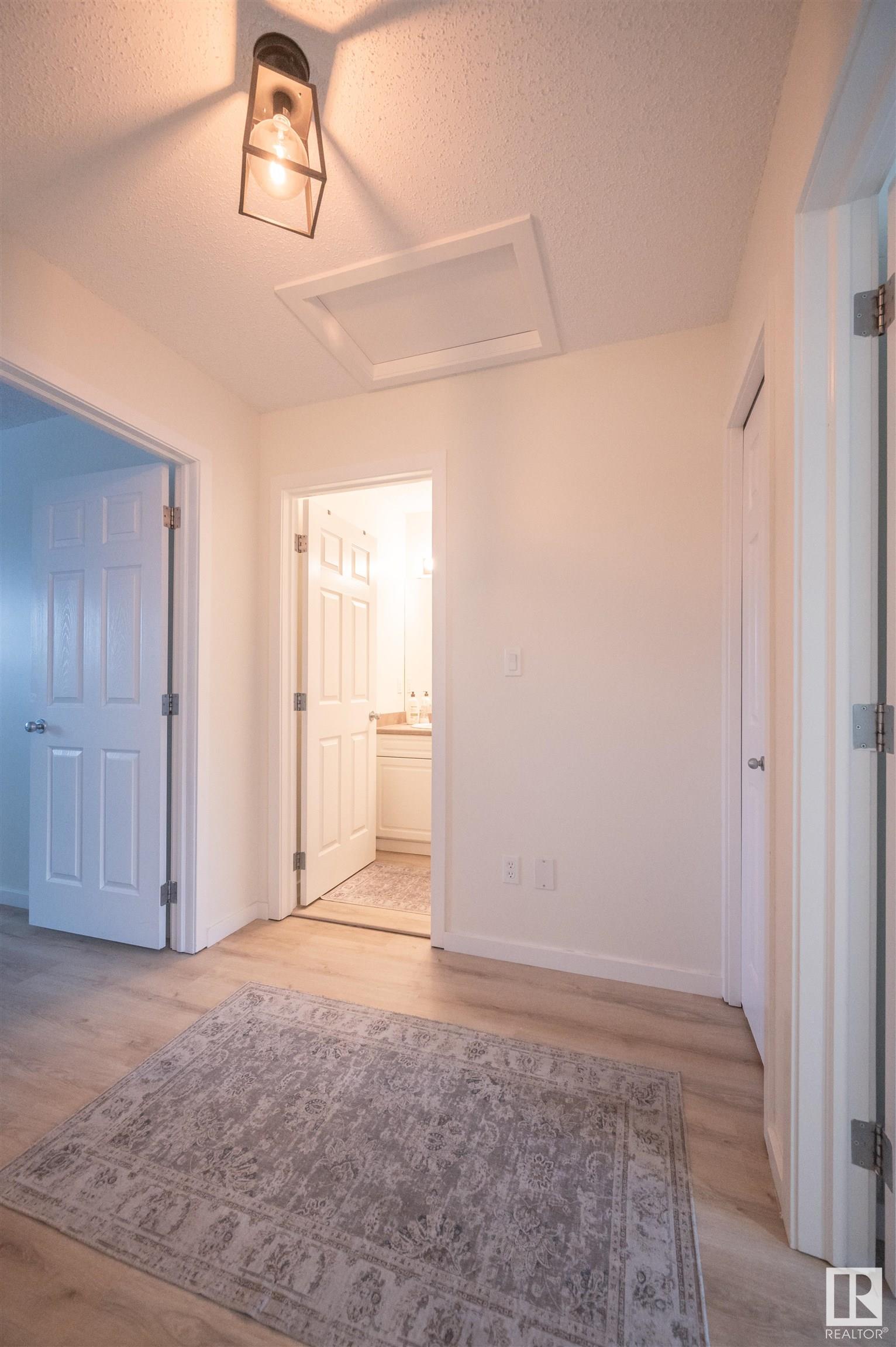Photo 24 at 120 Magrath Road Nw, Magrath Heights, Edmonton