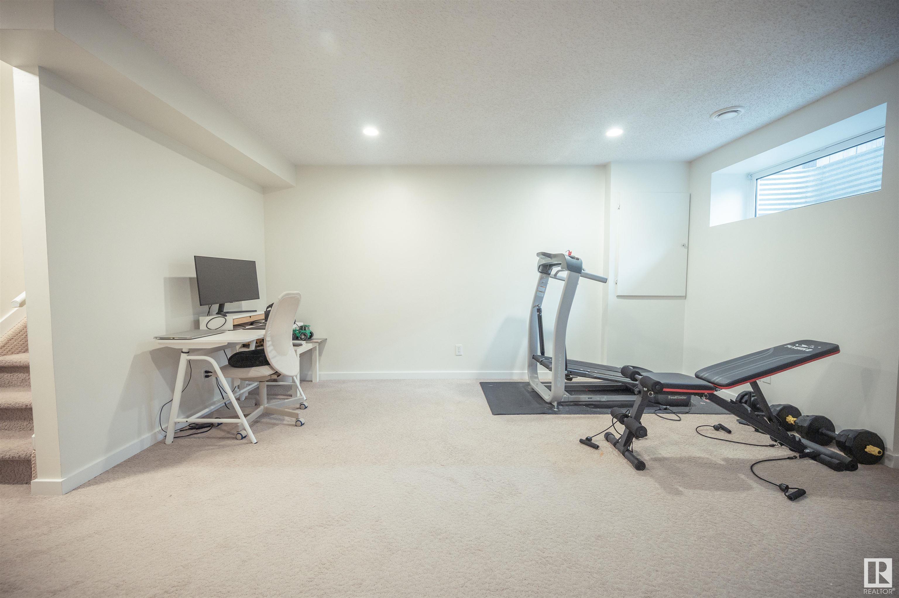 Photo 26 at 120 Magrath Road Nw, Magrath Heights, Edmonton