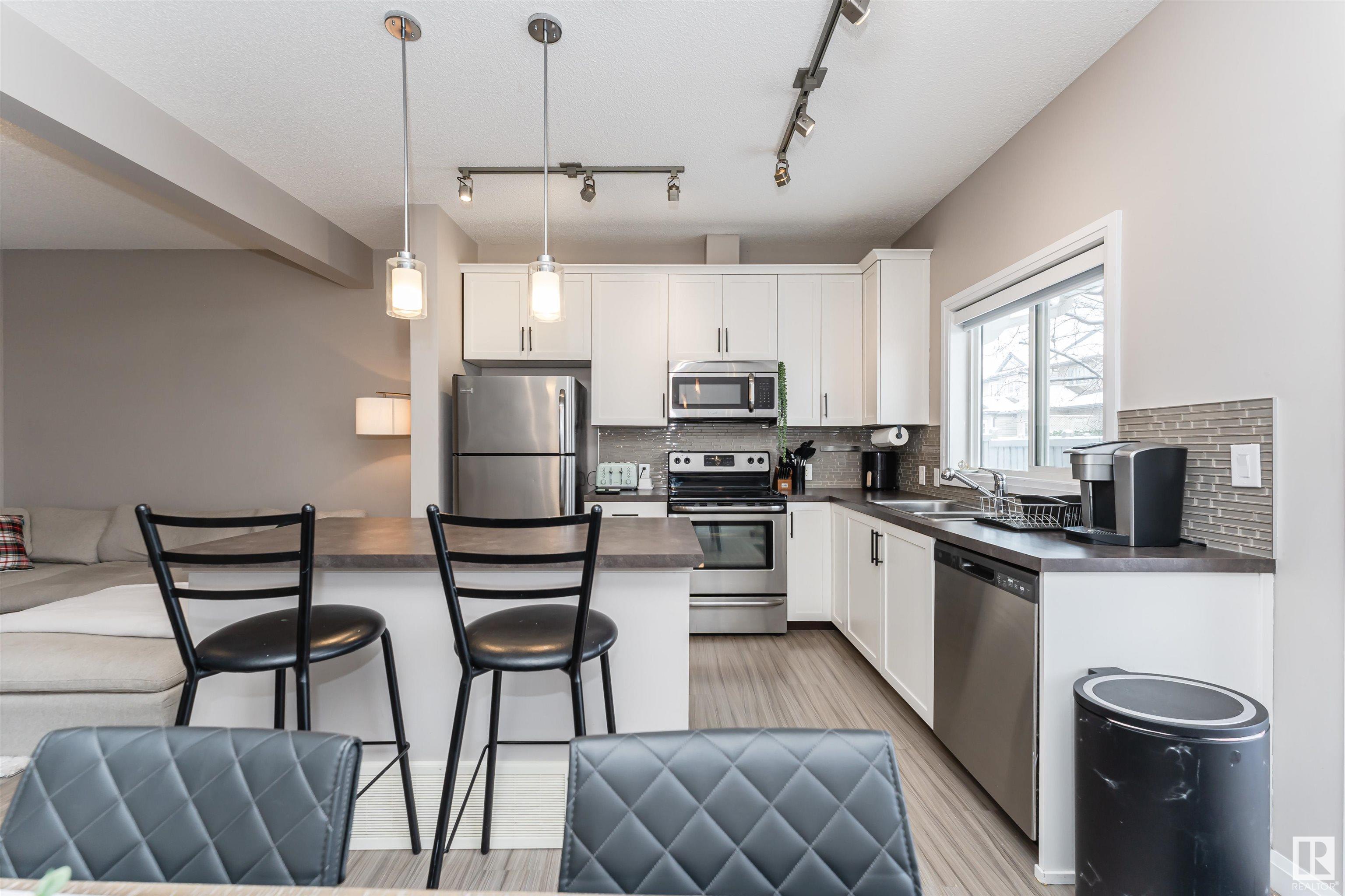      3-3710 Allan DR SW SW , Edmonton,  ,T6W 2C4 ;  Listing Number: MLS E4419762
