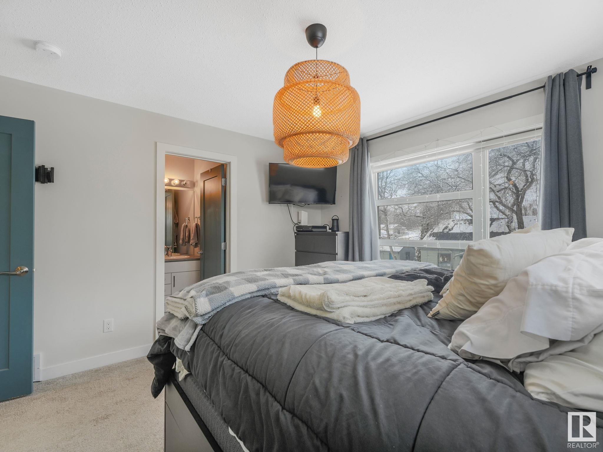      9203 114 AV NW , Edmonton,  ,T5G 2C8 ;  Listing Number: MLS E4419763