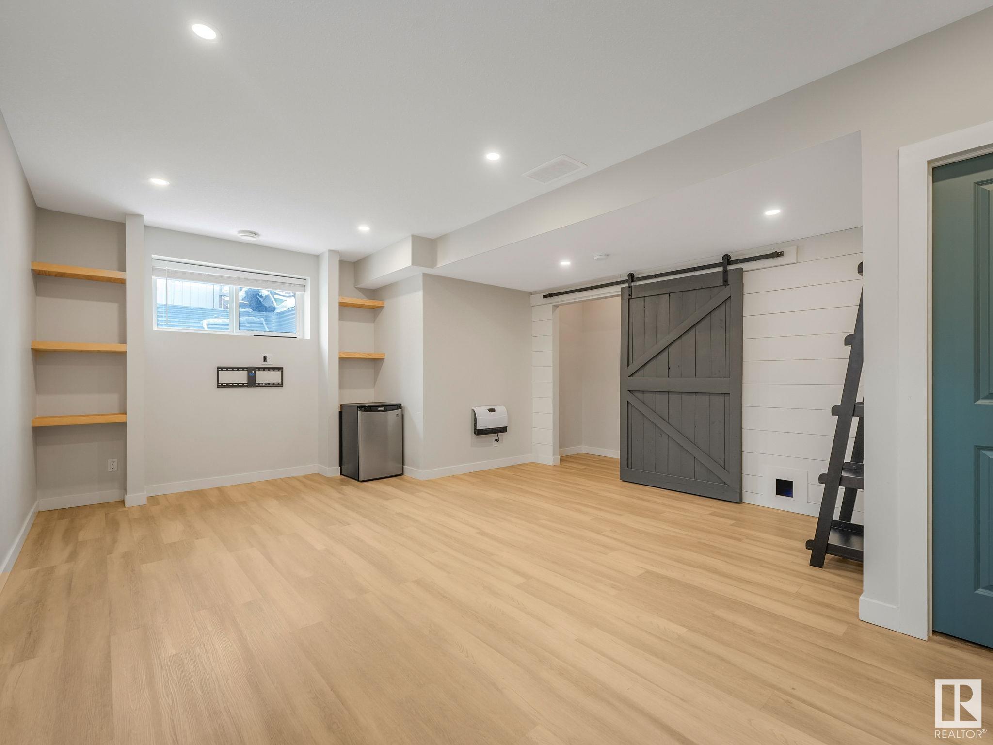      9203 114 AV NW , Edmonton,  ,T5G 2C8 ;  Listing Number: MLS E4419763