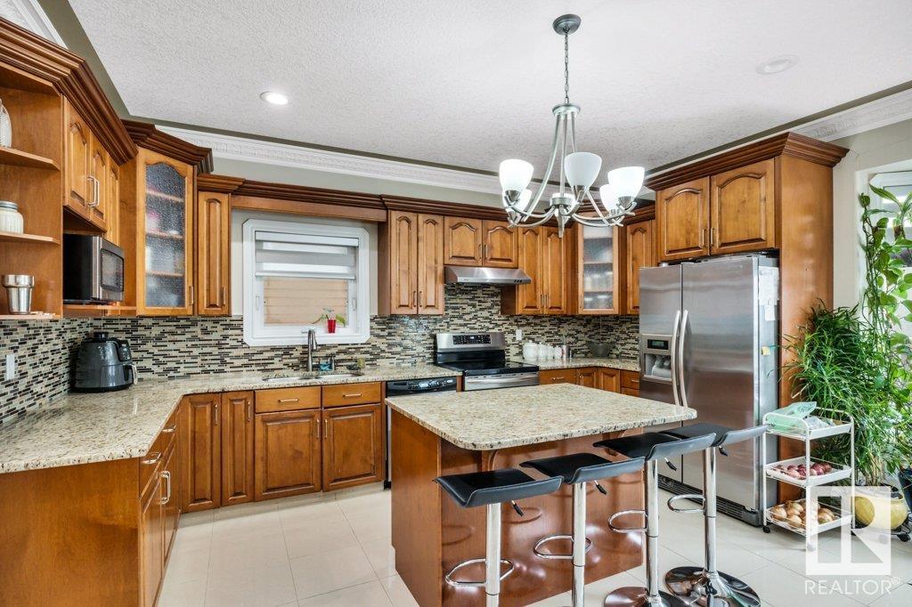      1809 33B AV NW , Edmonton,  ,T6T 0H4 ;  Listing Number: MLS E4419771