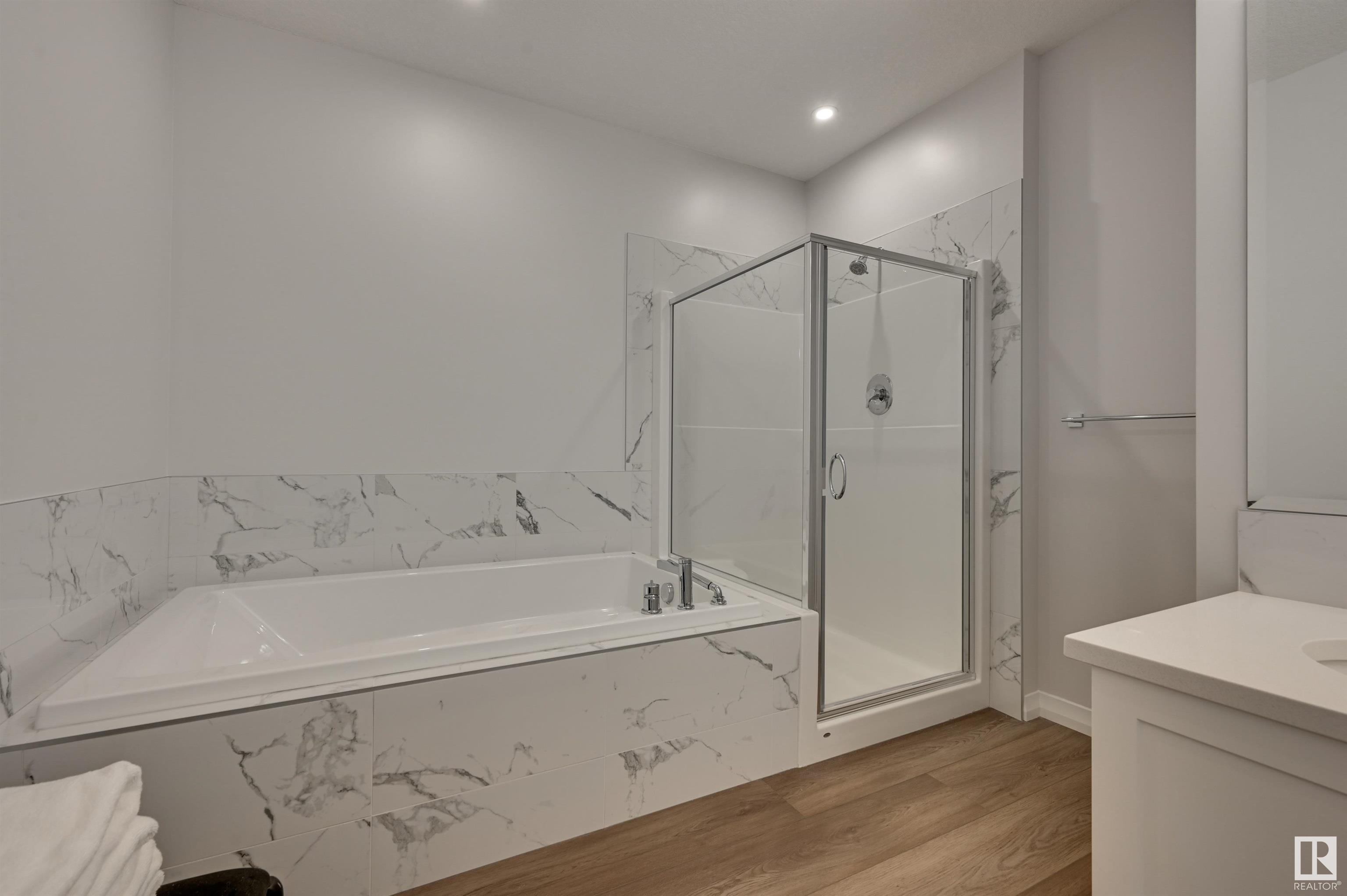      2520 206 ST NW , Edmonton,  ,T6M 1P1 ;  Listing Number: MLS E4419787