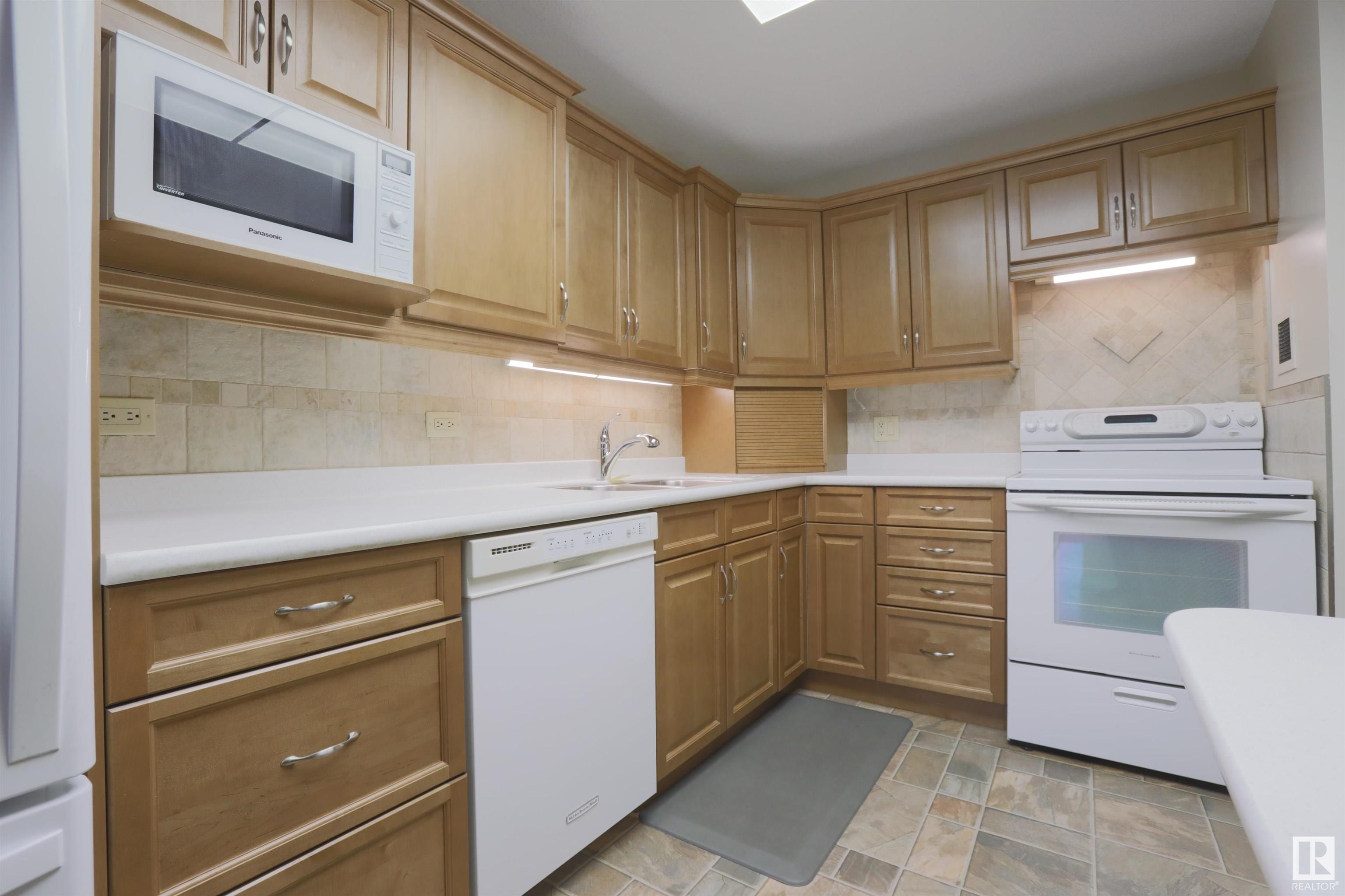      #1201 11027 87 AV NW , Edmonton,  ,T6G 2P9 ;  Listing Number: MLS E4419788