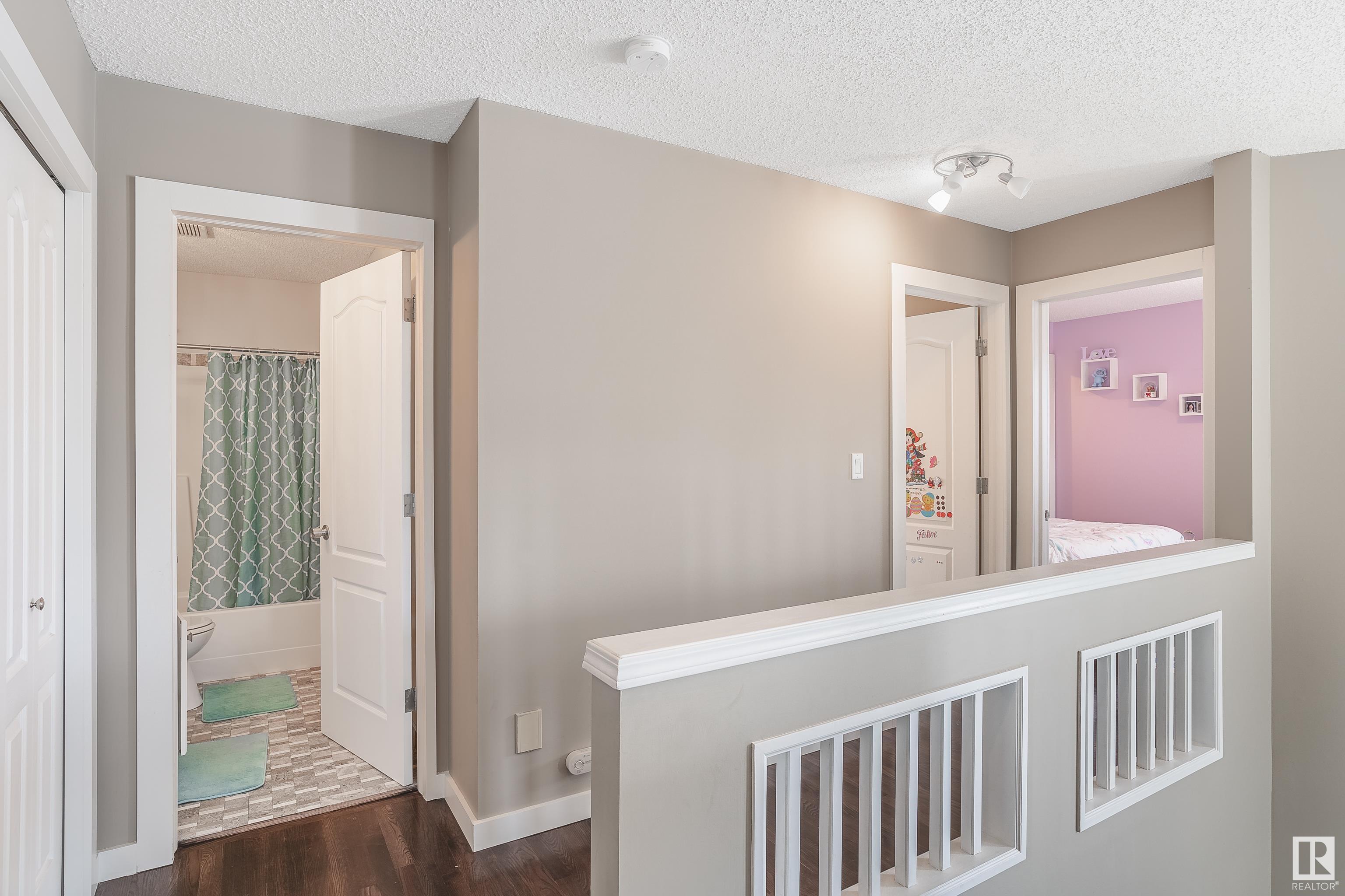      152 BAINBRIDGE CR NW , Edmonton,  ,T5T 6B5 ;  Listing Number: MLS E4419790