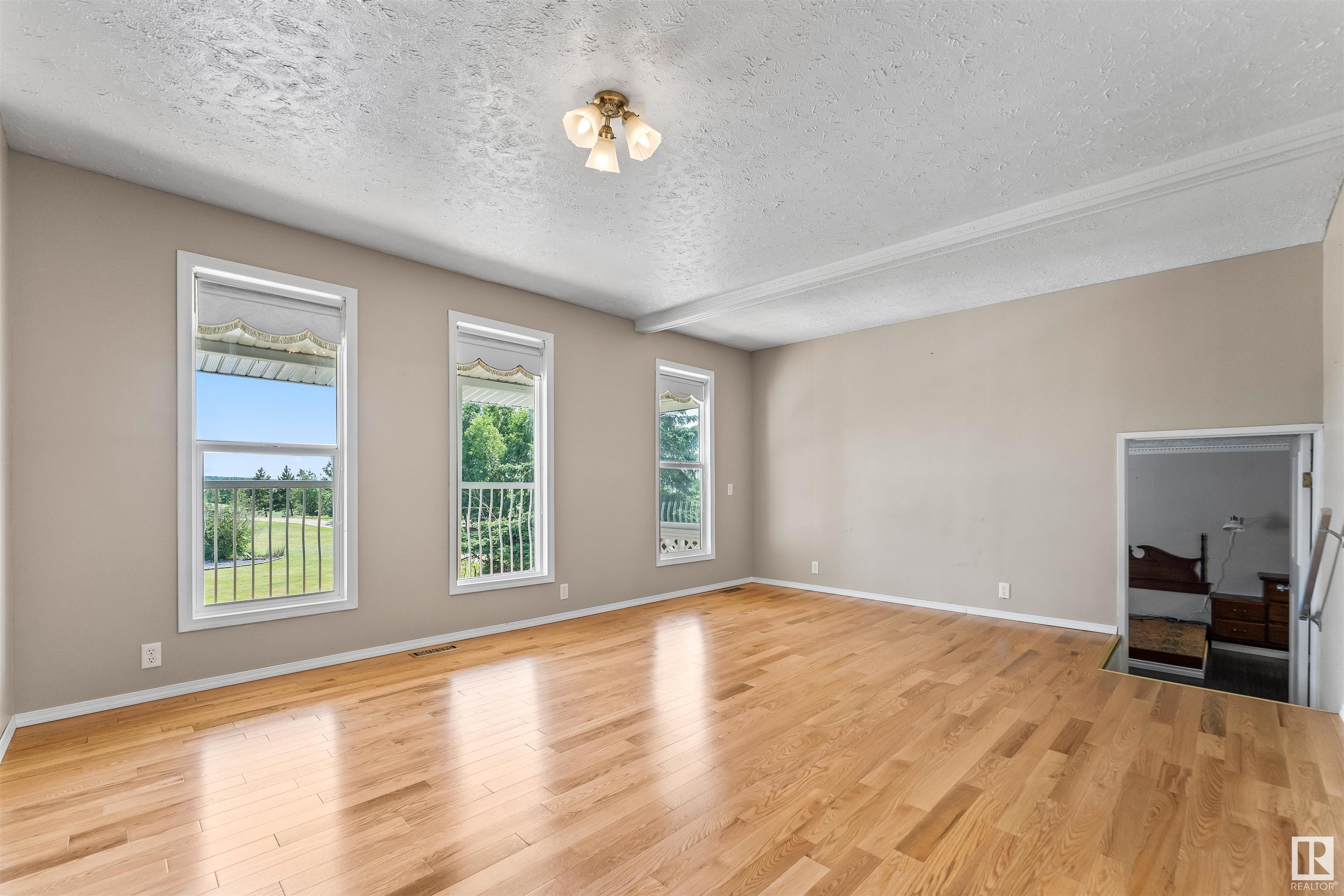      5230 TWP 510 , Rural Parkland County,  ,T0E 2H0 ;  Listing Number: MLS E4419793