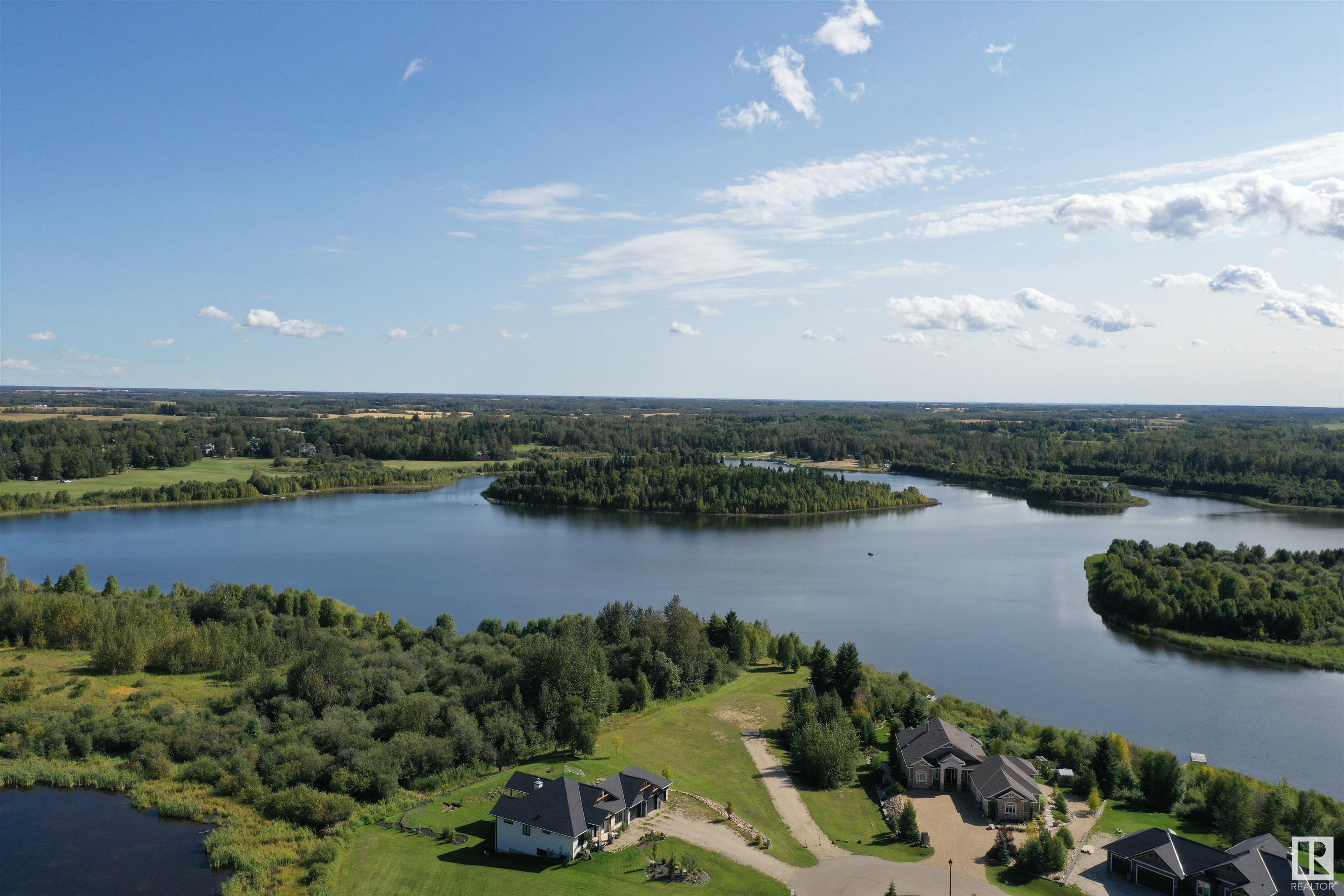     2045 SPRUCE CR , Rural Parkland County,  ,T7Z 0G8 ;  Listing Number: MLS E4419796