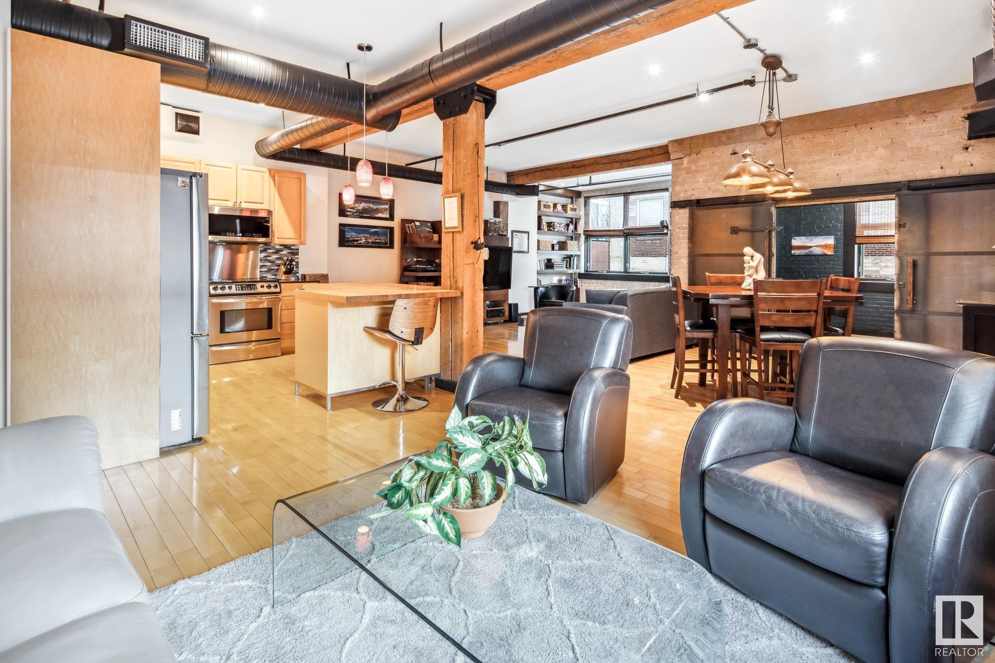      #302 10169 104 ST NW , Edmonton,  ,T5J 1A5 ;  Listing Number: MLS E4419799